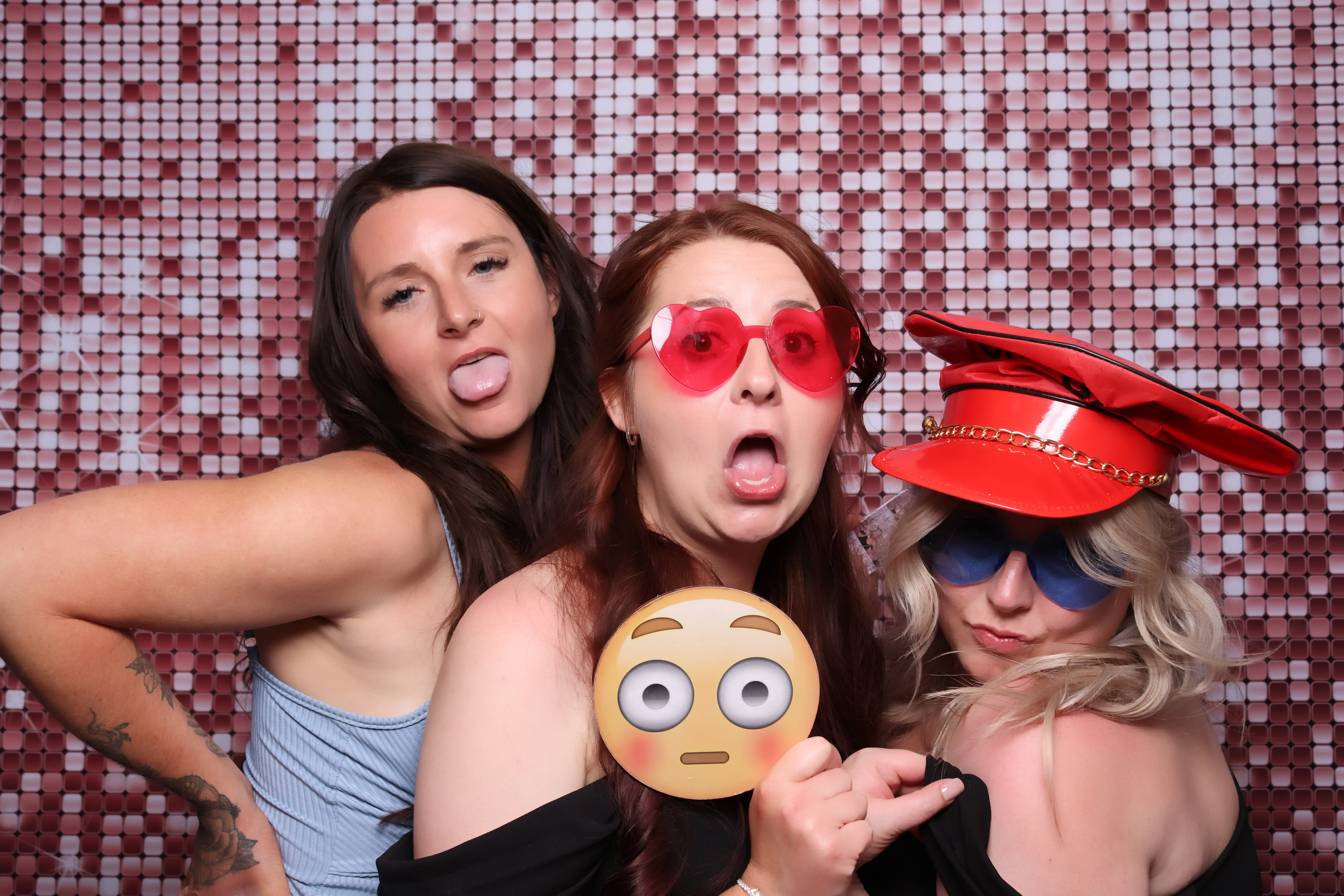 Lauren and James Wedding | View more photos from the event at gallery.pbooth.co.uk/u/ThePboothCompany/Lauren-and-James-Wedding