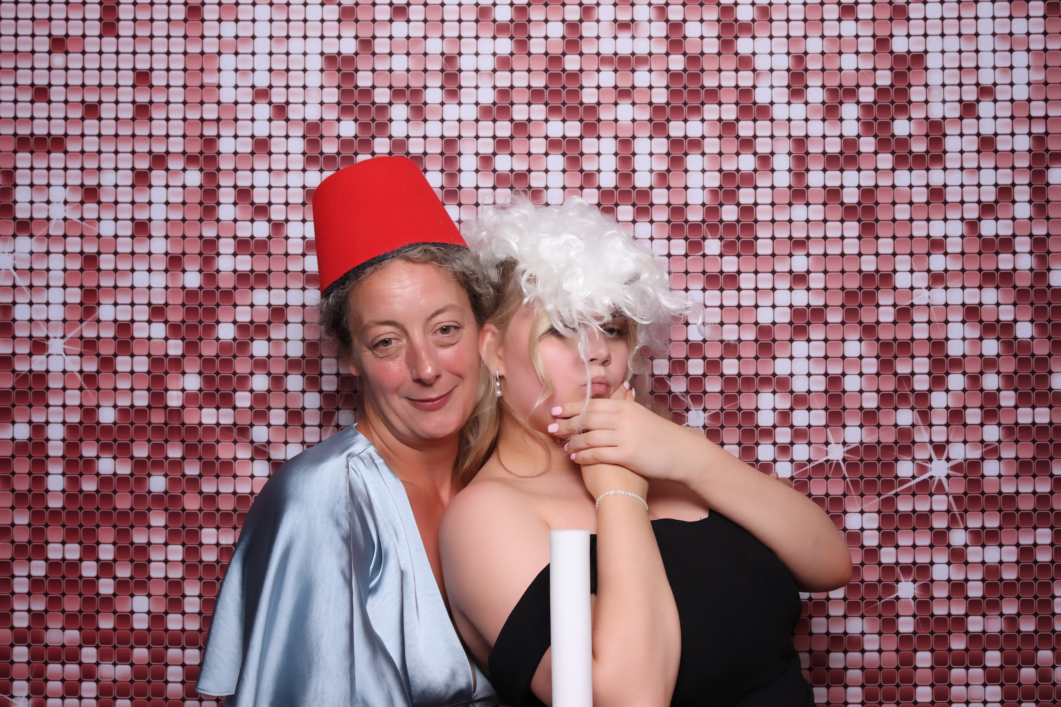 Lauren and James Wedding | View more photos from the event at gallery.pbooth.co.uk/u/ThePboothCompany/Lauren-and-James-Wedding