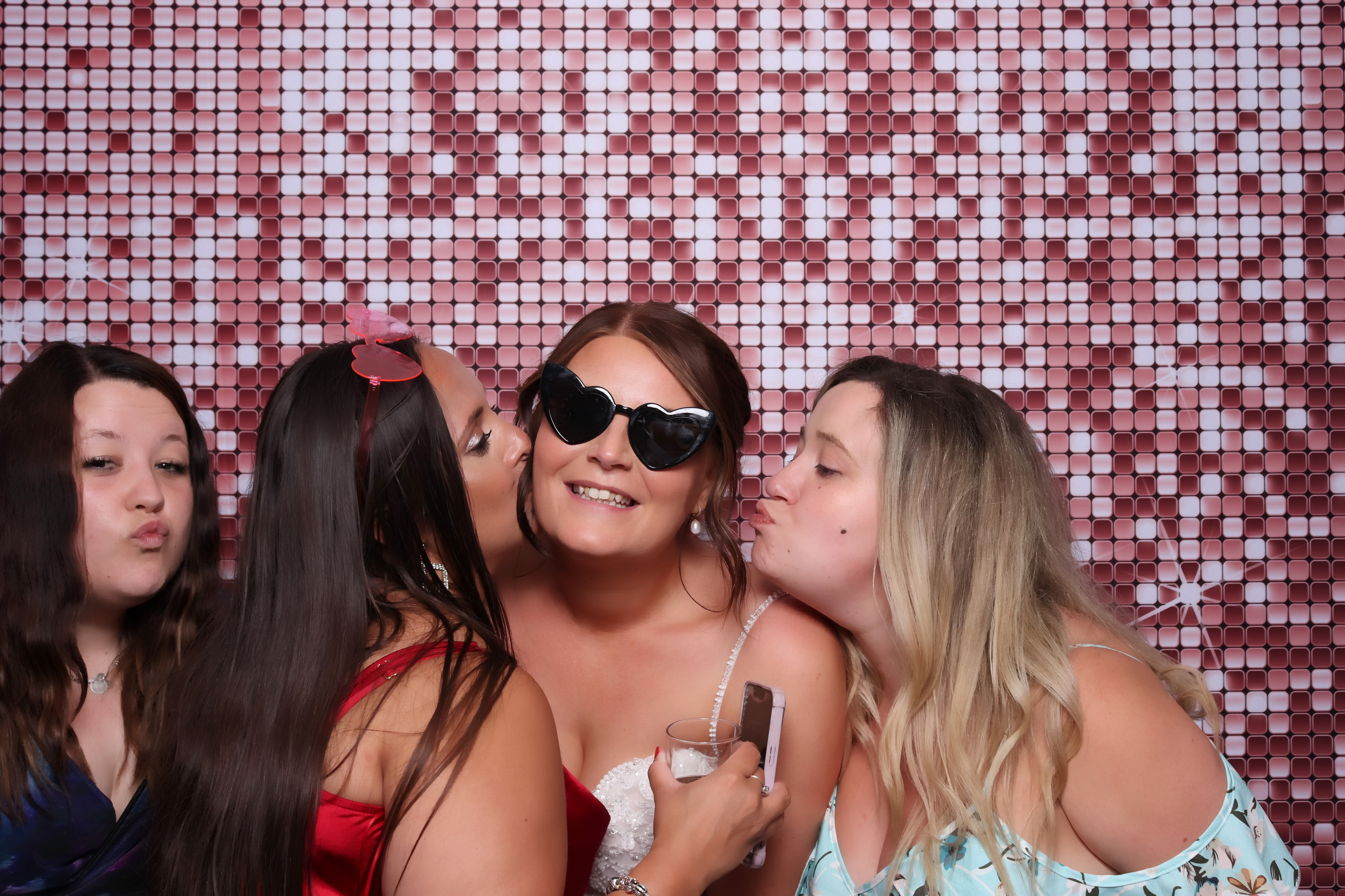 Lauren and James Wedding | View more photos from the event at gallery.pbooth.co.uk/u/ThePboothCompany/Lauren-and-James-Wedding