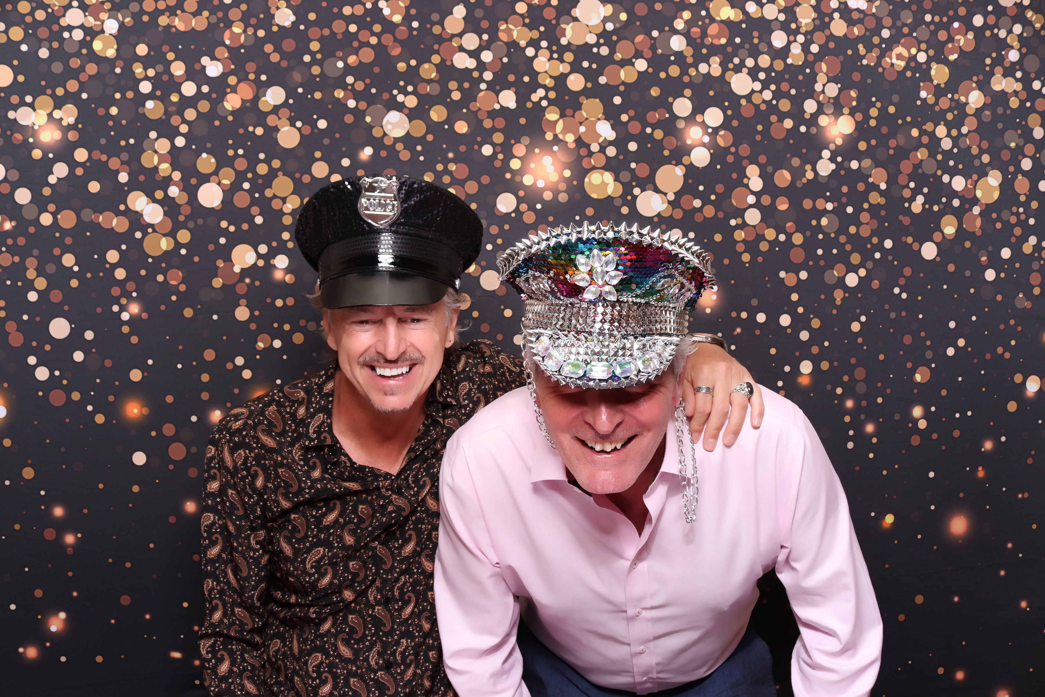 Lynda & Chris 40th Aniversary  | View more photos from the event at gallery.pbooth.co.uk/u/ThePboothCompany/Lynda-Chris-40th-Aniversary