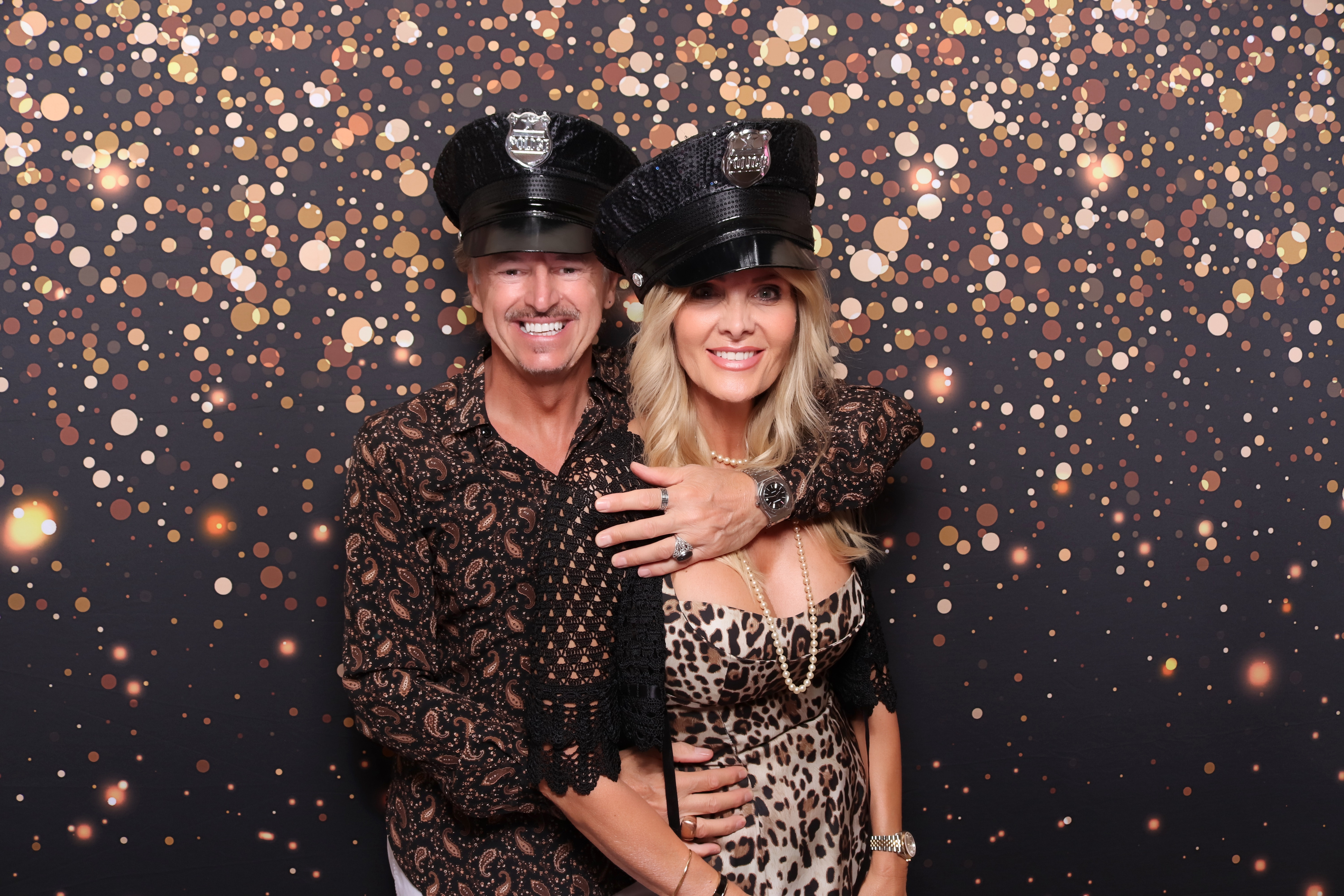 Lynda & Chris 40th Aniversary  | View more photos from the event at gallery.pbooth.co.uk/u/ThePboothCompany/Lynda-Chris-40th-Aniversary