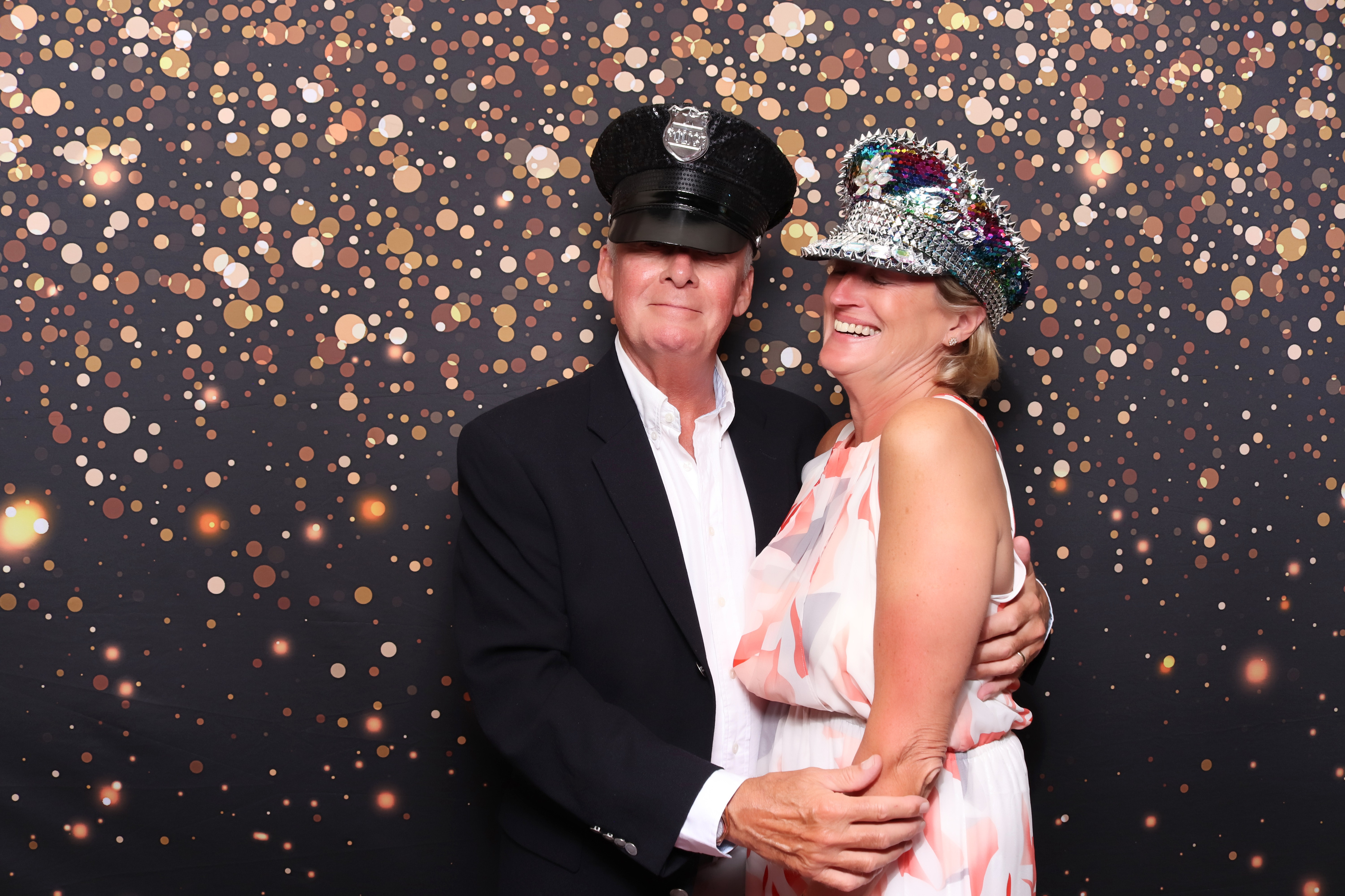 Lynda & Chris 40th Aniversary  | View more photos from the event at gallery.pbooth.co.uk/u/ThePboothCompany/Lynda-Chris-40th-Aniversary