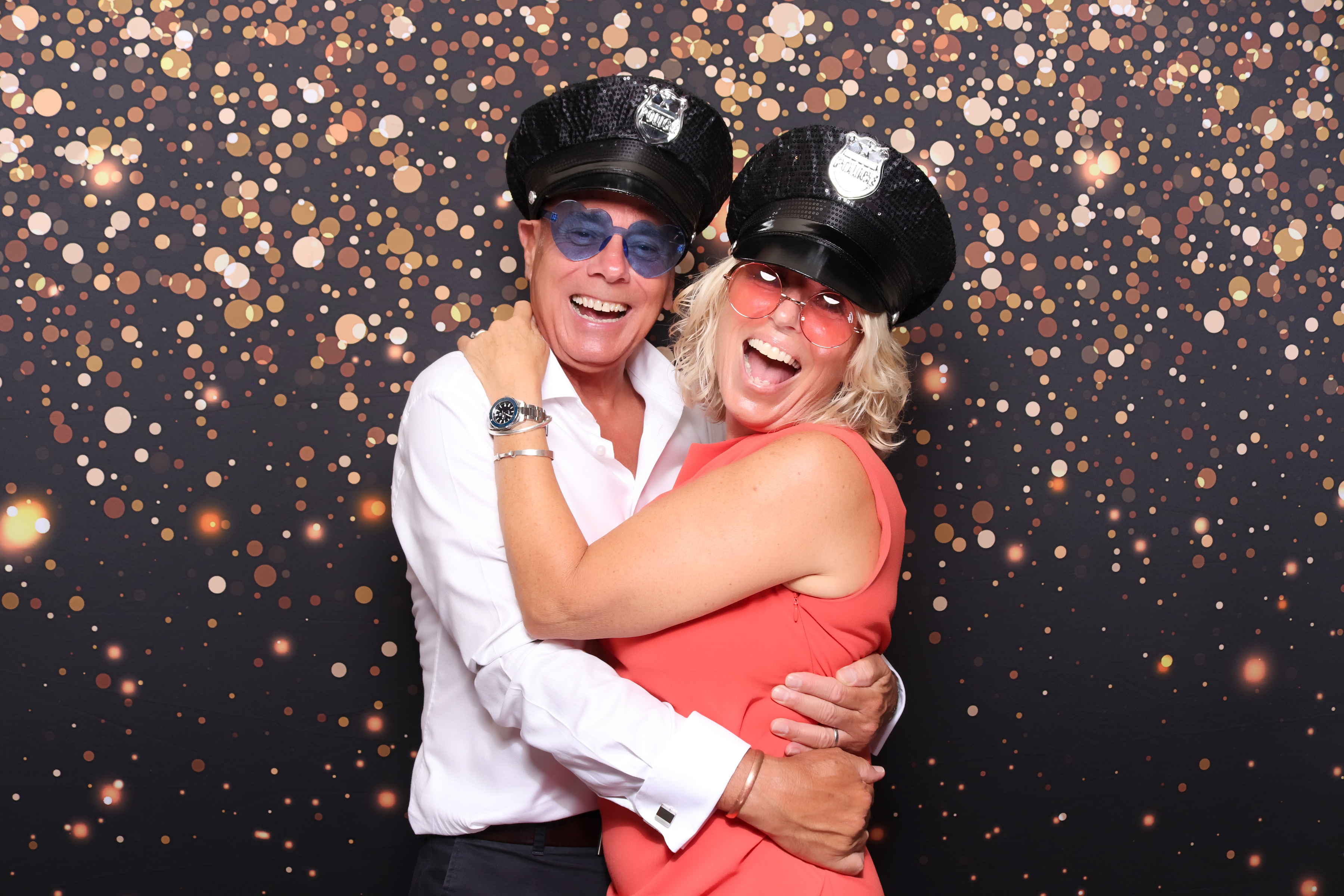 Lynda & Chris 40th Aniversary  | View more photos from the event at gallery.pbooth.co.uk/u/ThePboothCompany/Lynda-Chris-40th-Aniversary