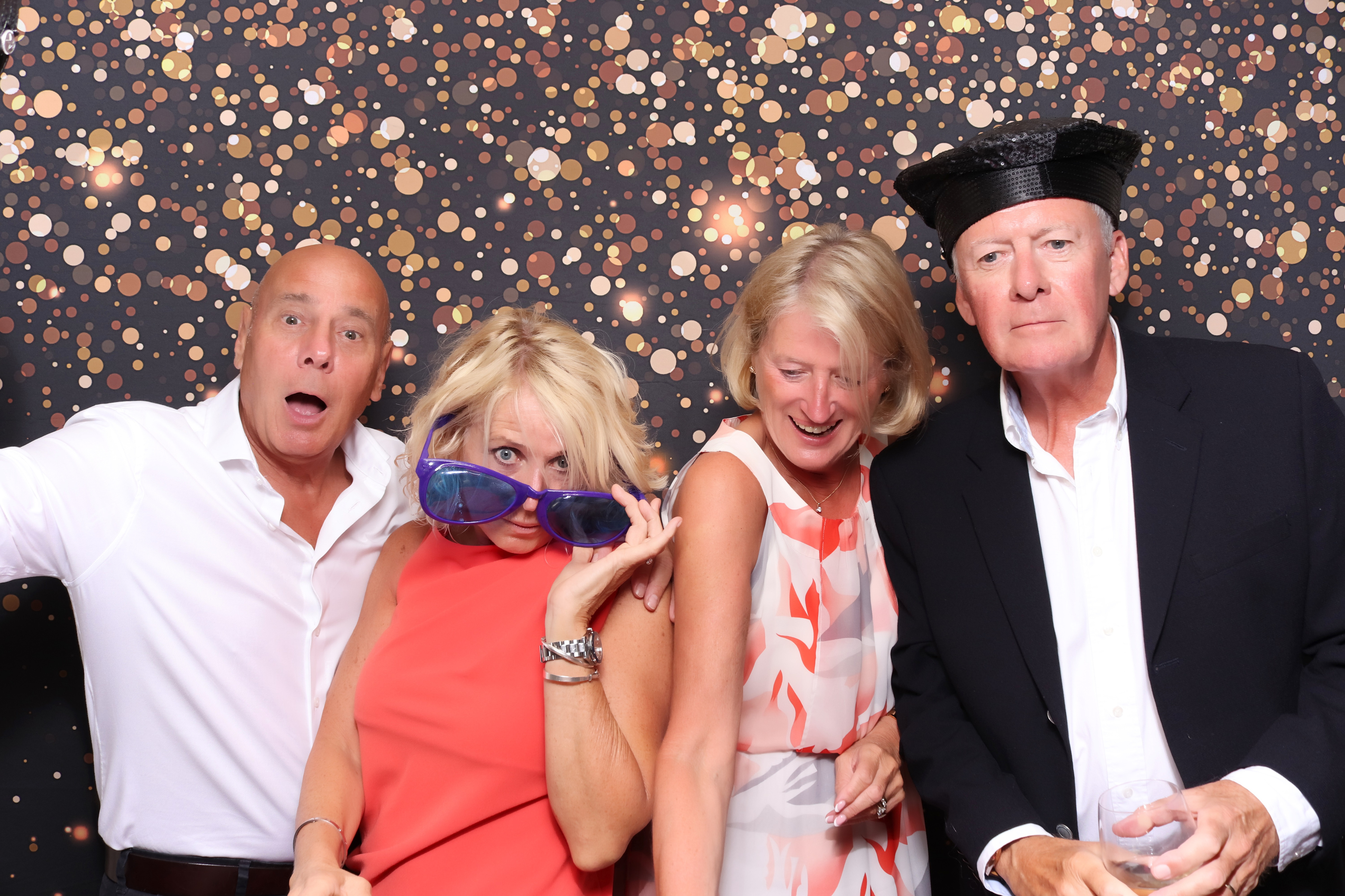 Lynda & Chris 40th Aniversary  | View more photos from the event at gallery.pbooth.co.uk/u/ThePboothCompany/Lynda-Chris-40th-Aniversary