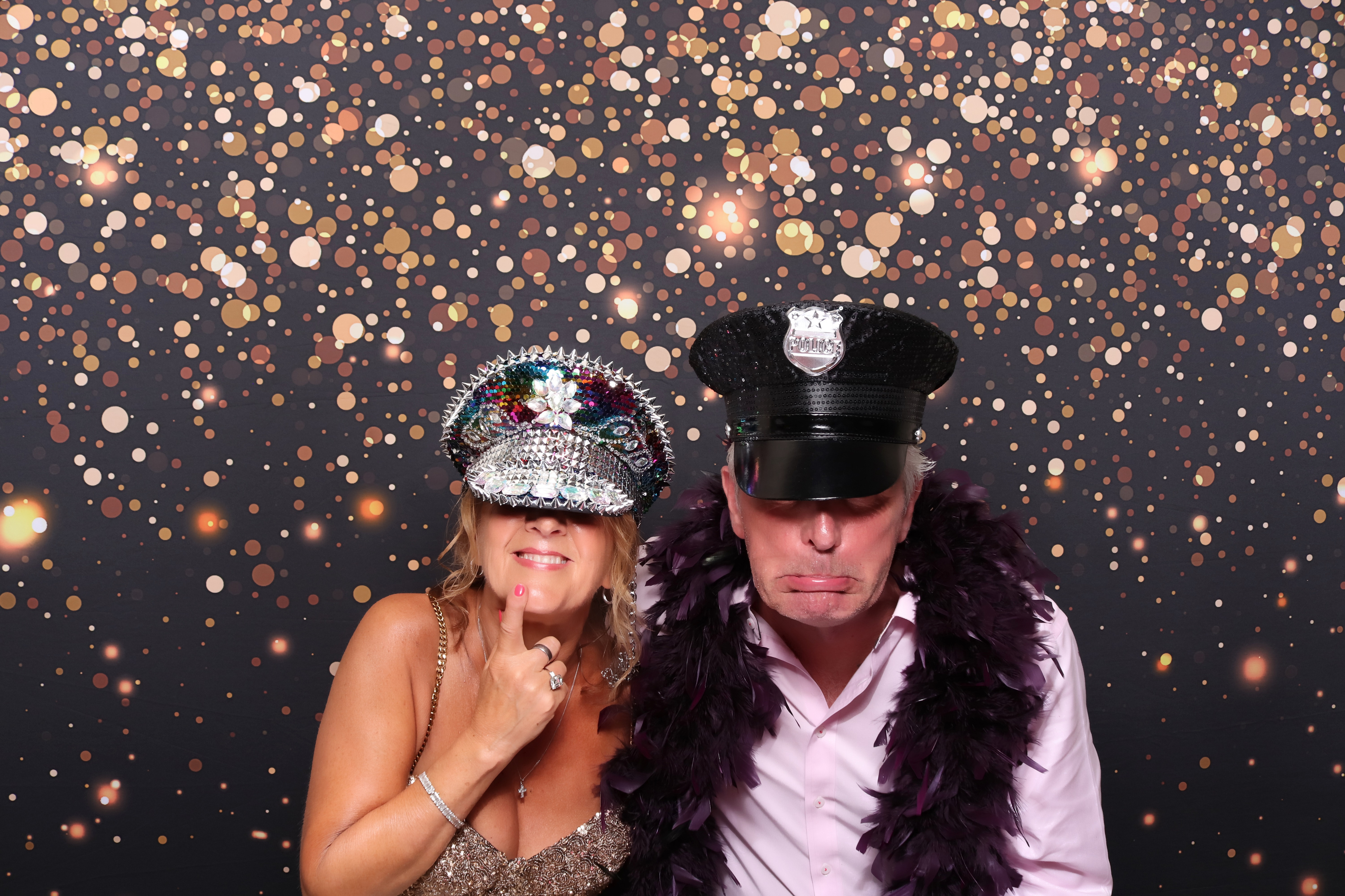 Lynda & Chris 40th Aniversary  | View more photos from the event at gallery.pbooth.co.uk/u/ThePboothCompany/Lynda-Chris-40th-Aniversary