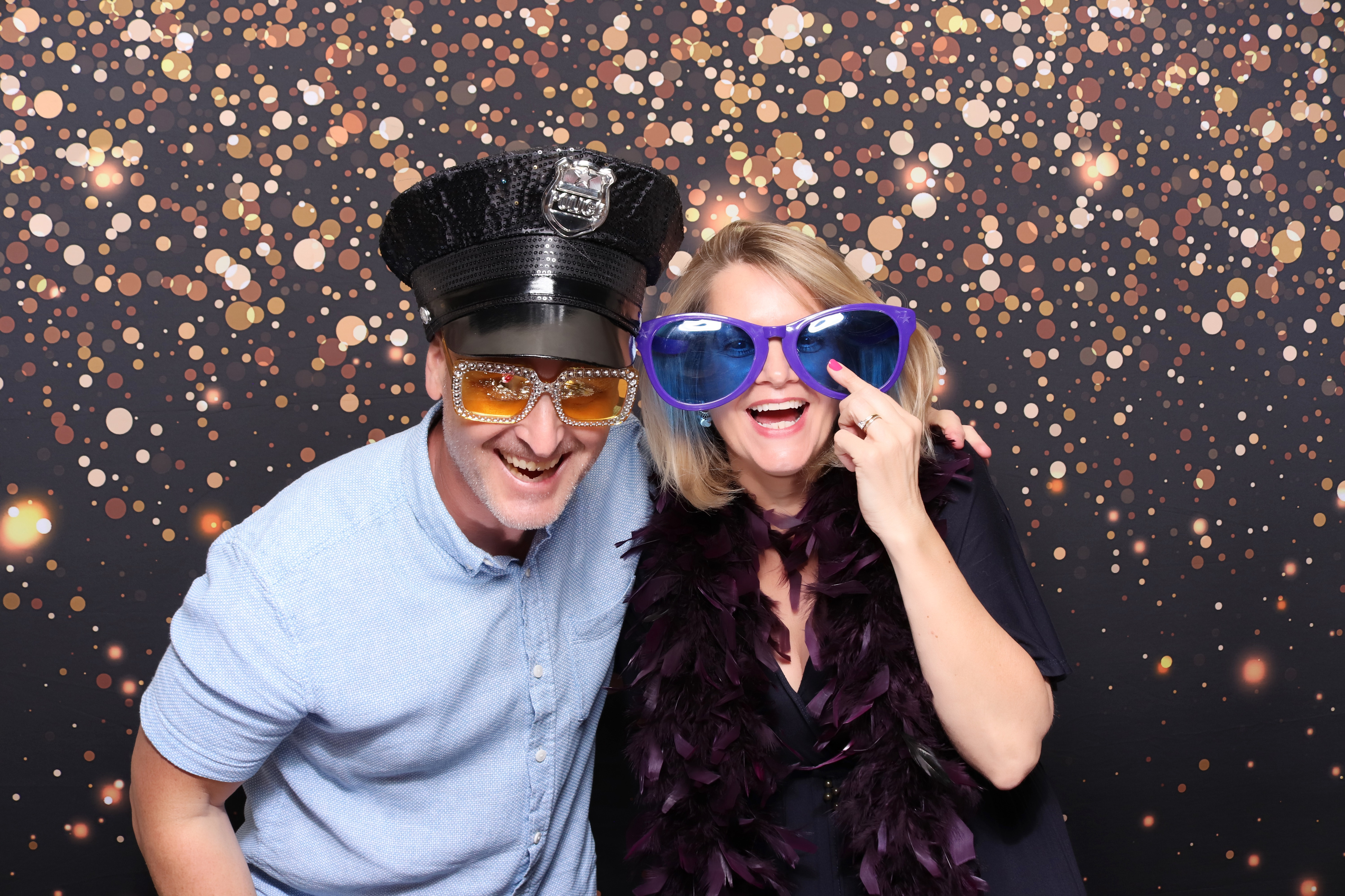 Lynda & Chris 40th Aniversary  | View more photos from the event at gallery.pbooth.co.uk/u/ThePboothCompany/Lynda-Chris-40th-Aniversary