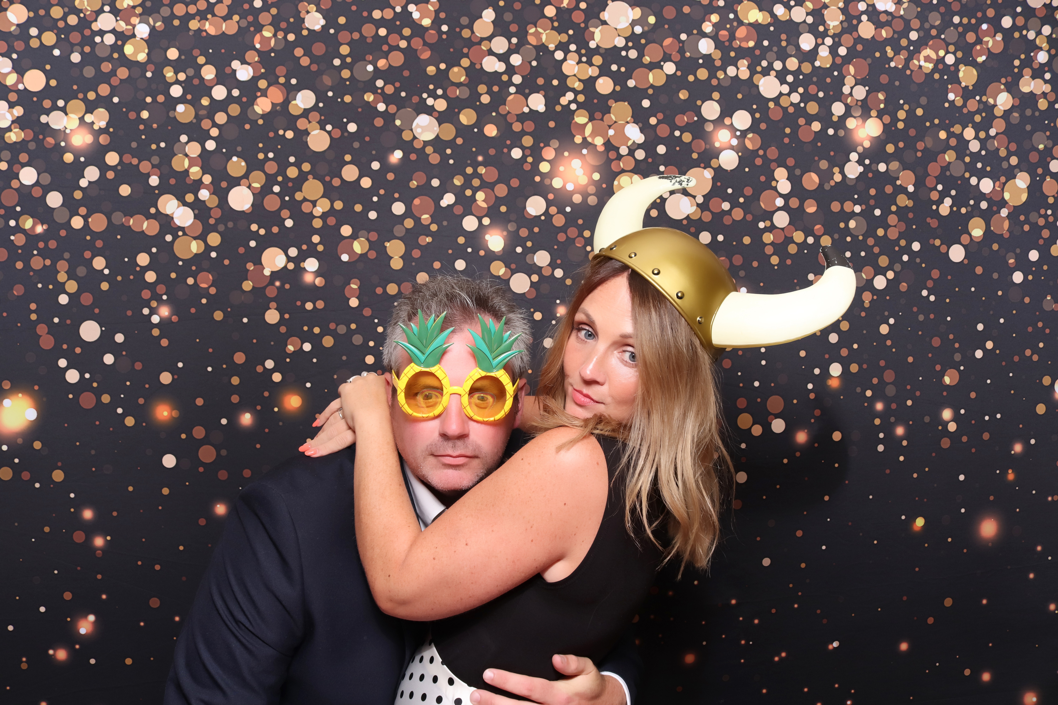 Lynda & Chris 40th Aniversary  | View more photos from the event at gallery.pbooth.co.uk/u/ThePboothCompany/Lynda-Chris-40th-Aniversary