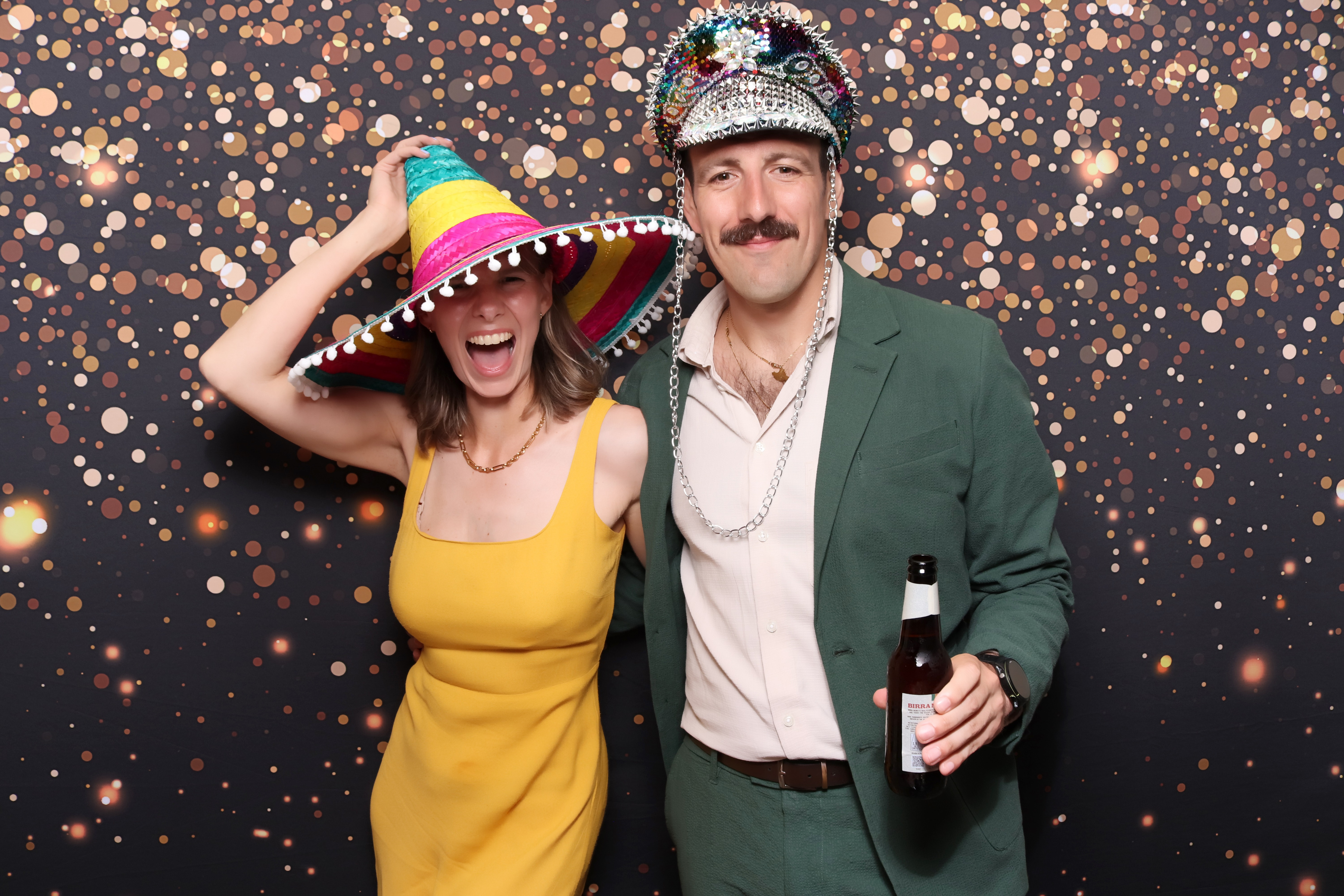 Lynda & Chris 40th Aniversary  | View more photos from the event at gallery.pbooth.co.uk/u/ThePboothCompany/Lynda-Chris-40th-Aniversary