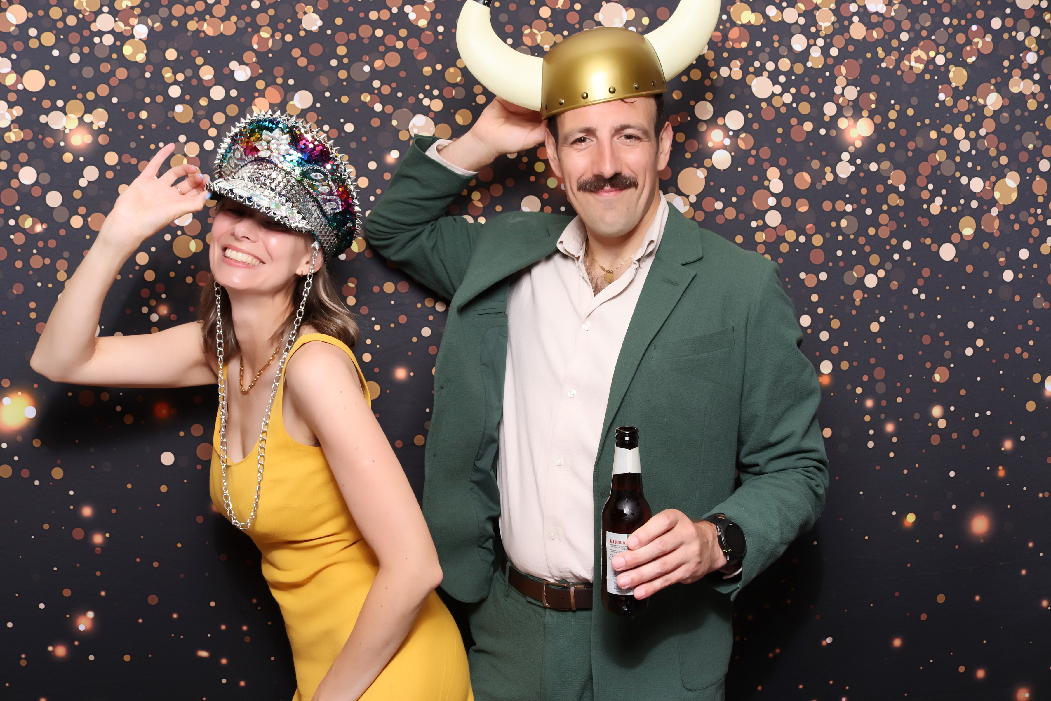 Lynda & Chris 40th Aniversary  | View more photos from the event at gallery.pbooth.co.uk/u/ThePboothCompany/Lynda-Chris-40th-Aniversary