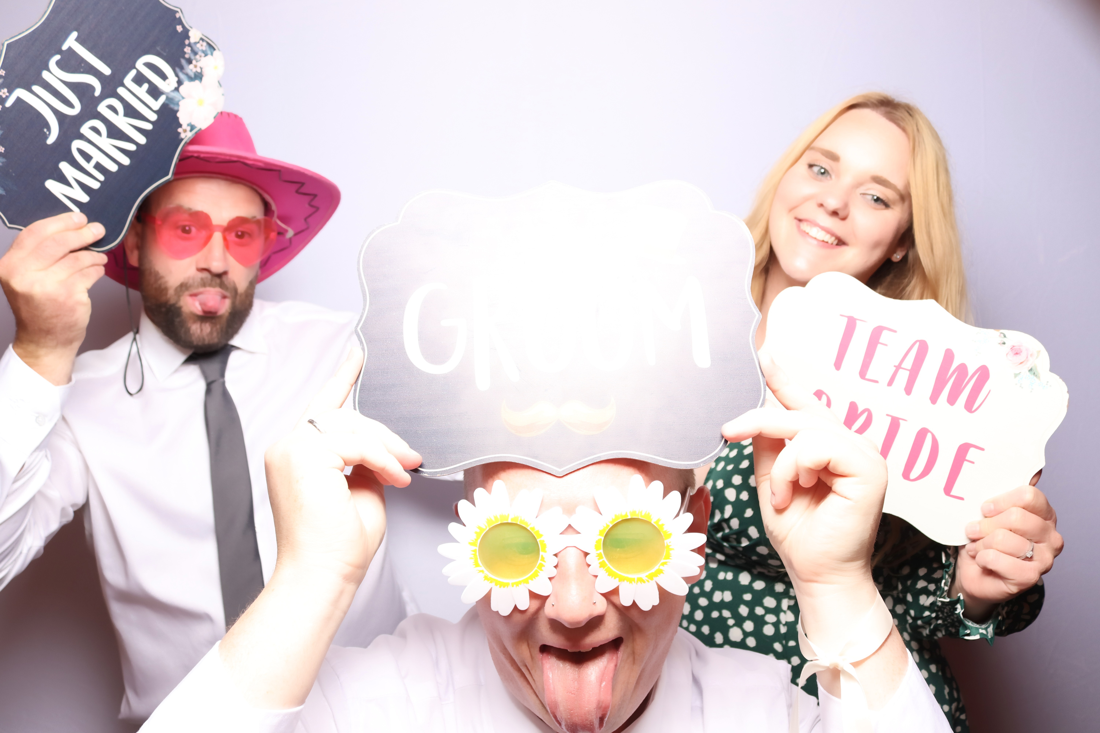 Mr & Mrs Kerr | View more photos from the event at gallery.pbooth.co.uk/u/ThePboothCompany/Mr-Mrs-Kerr