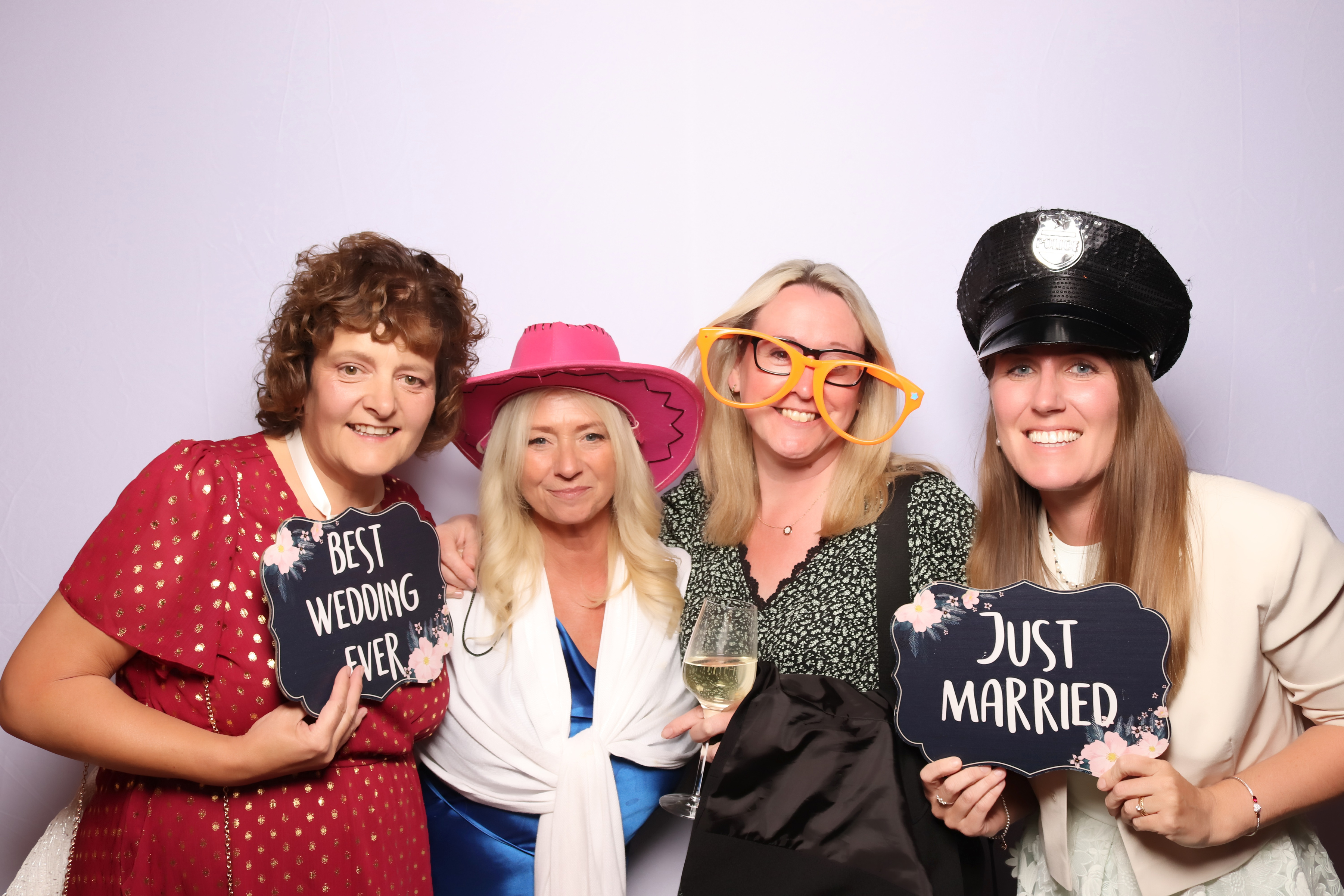 Mr & Mrs Kerr | View more photos from the event at gallery.pbooth.co.uk/u/ThePboothCompany/Mr-Mrs-Kerr