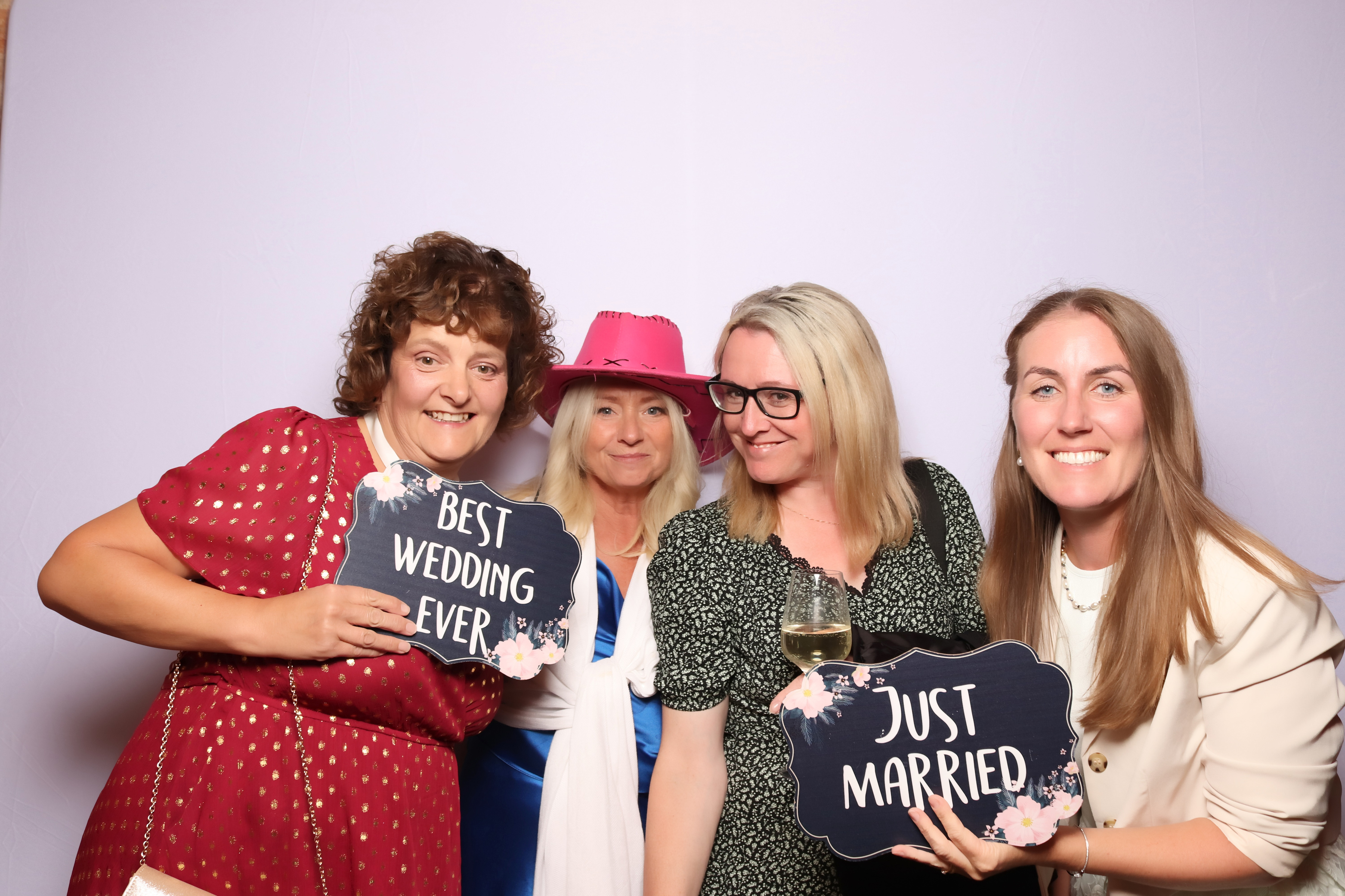 Mr & Mrs Kerr | View more photos from the event at gallery.pbooth.co.uk/u/ThePboothCompany/Mr-Mrs-Kerr