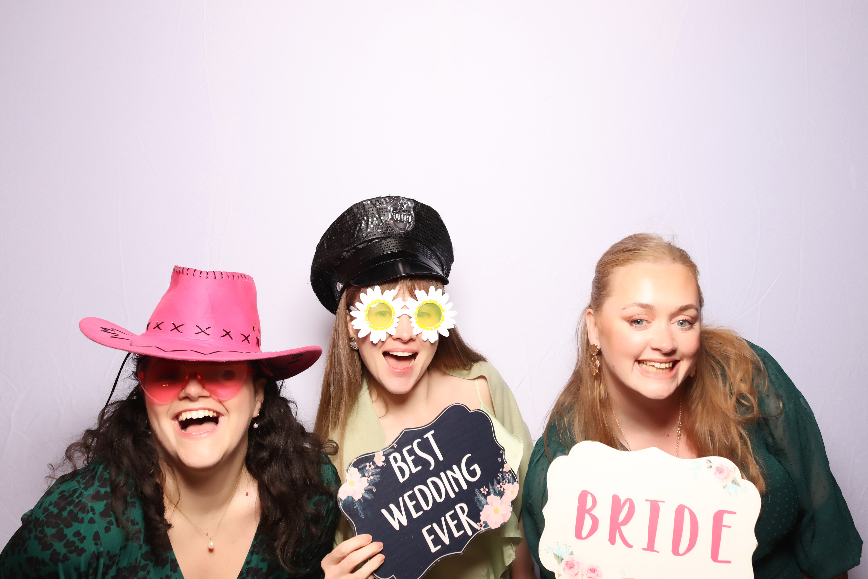 Mr & Mrs Kerr | View more photos from the event at gallery.pbooth.co.uk/u/ThePboothCompany/Mr-Mrs-Kerr