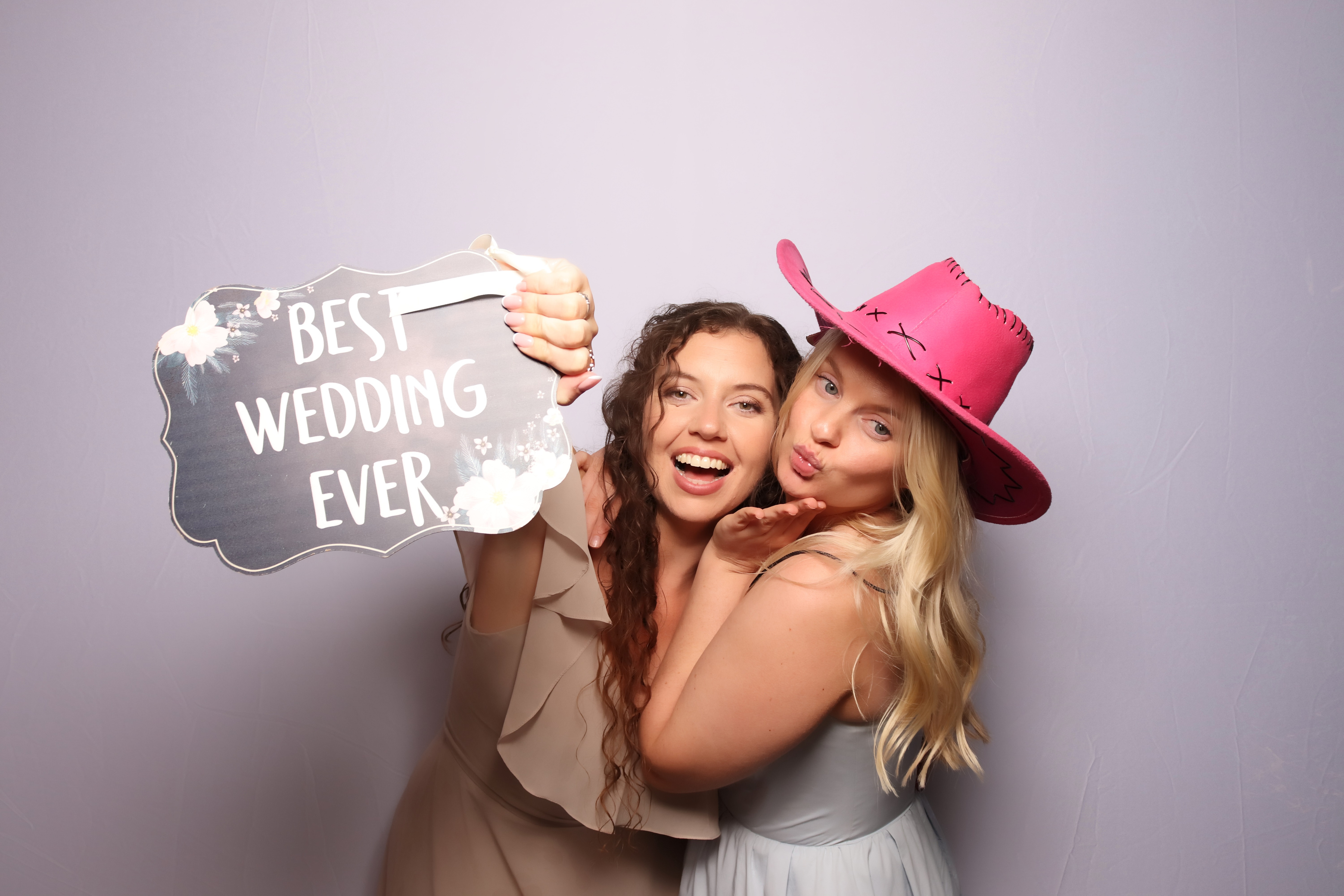 Mr & Mrs Kerr | View more photos from the event at gallery.pbooth.co.uk/u/ThePboothCompany/Mr-Mrs-Kerr