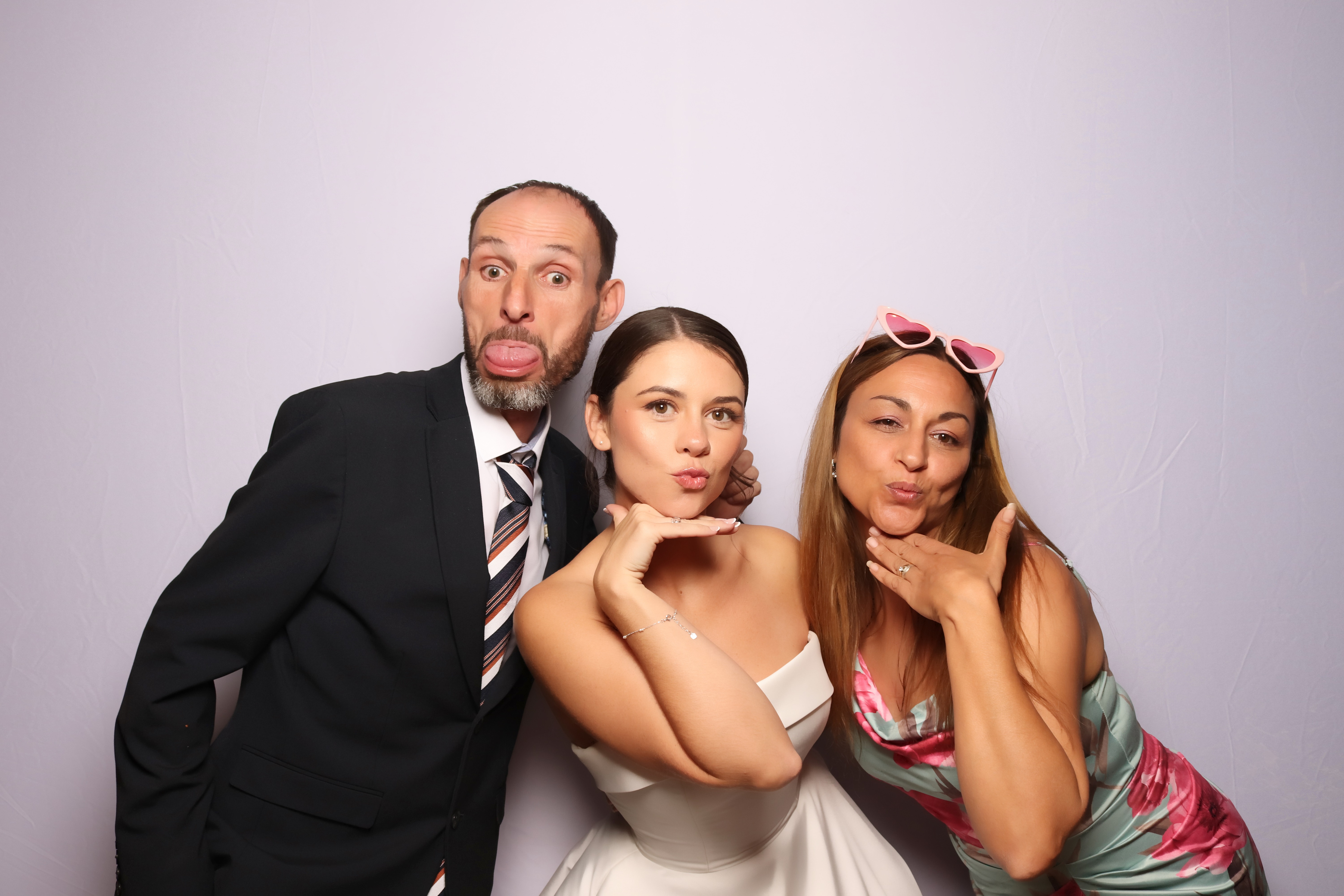 Mr & Mrs Kerr | View more photos from the event at gallery.pbooth.co.uk/u/ThePboothCompany/Mr-Mrs-Kerr