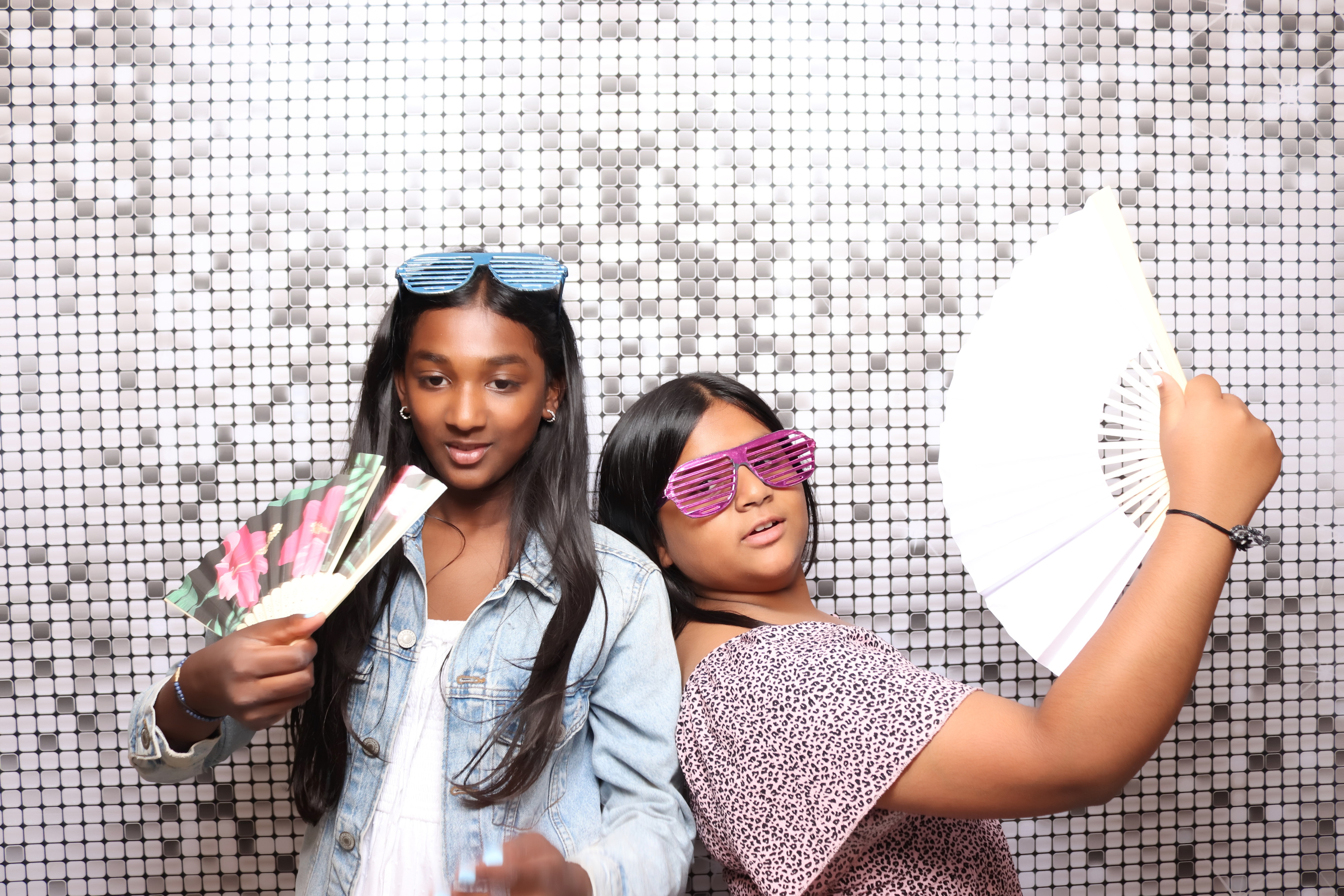 Niv's 50th Birthday | View more photos from the event at gallery.pbooth.co.uk/u/ThePboothCompany/Nivs-50th-Birthday