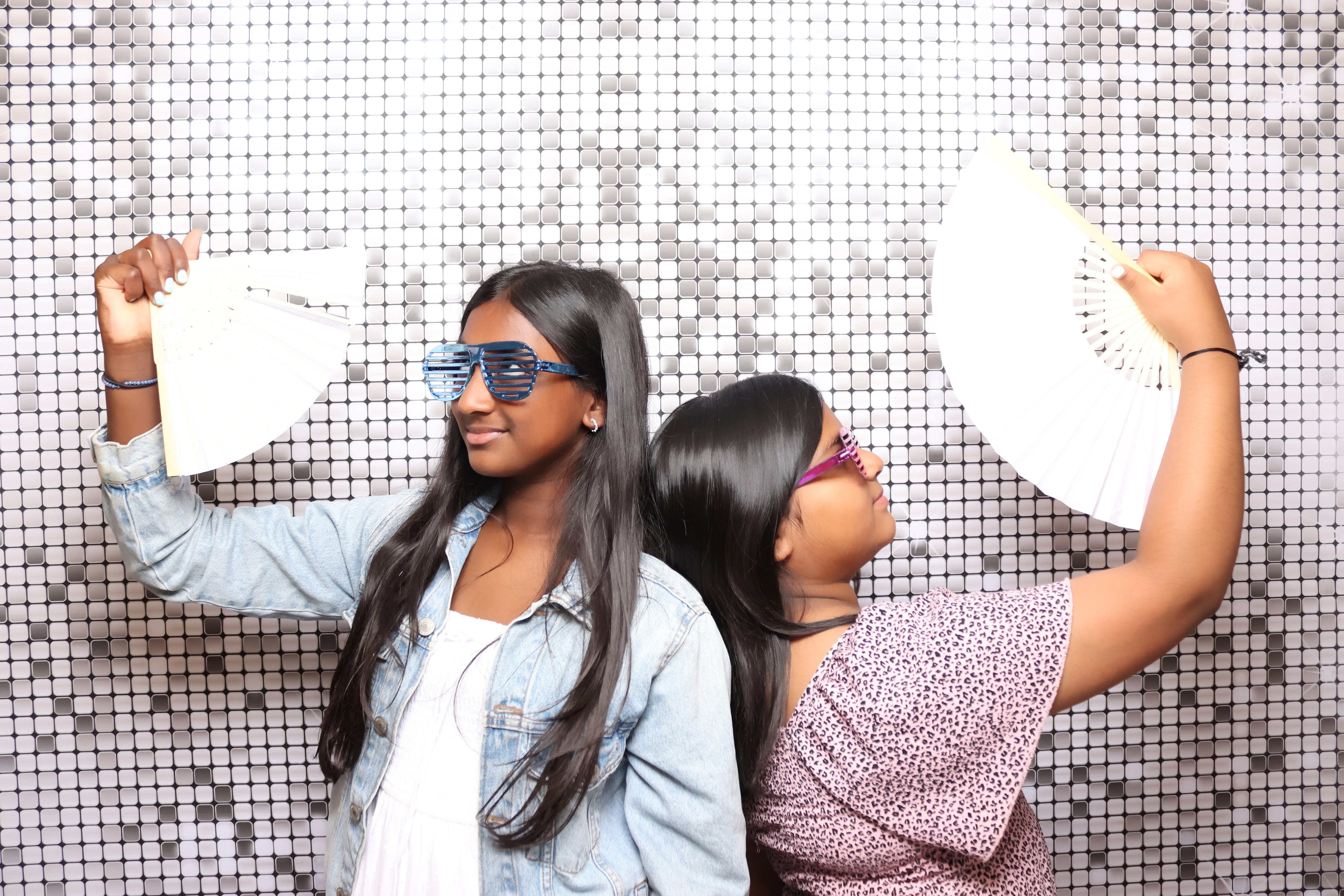 Niv's 50th Birthday | View more photos from the event at gallery.pbooth.co.uk/u/ThePboothCompany/Nivs-50th-Birthday