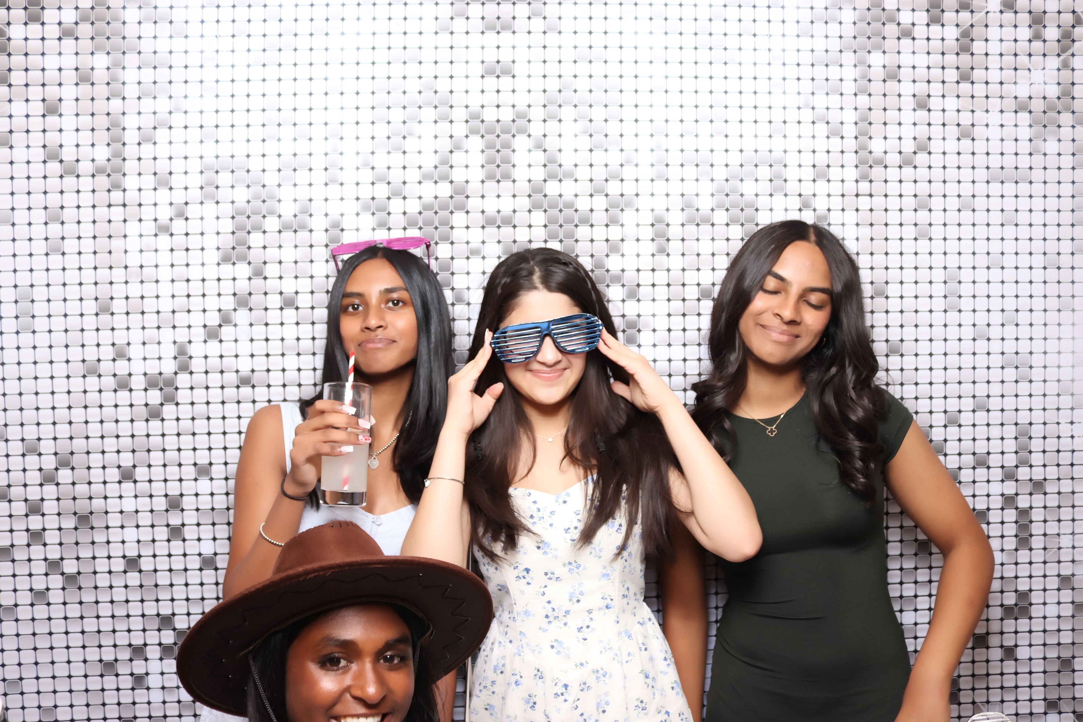 Niv's 50th Birthday | View more photos from the event at gallery.pbooth.co.uk/u/ThePboothCompany/Nivs-50th-Birthday