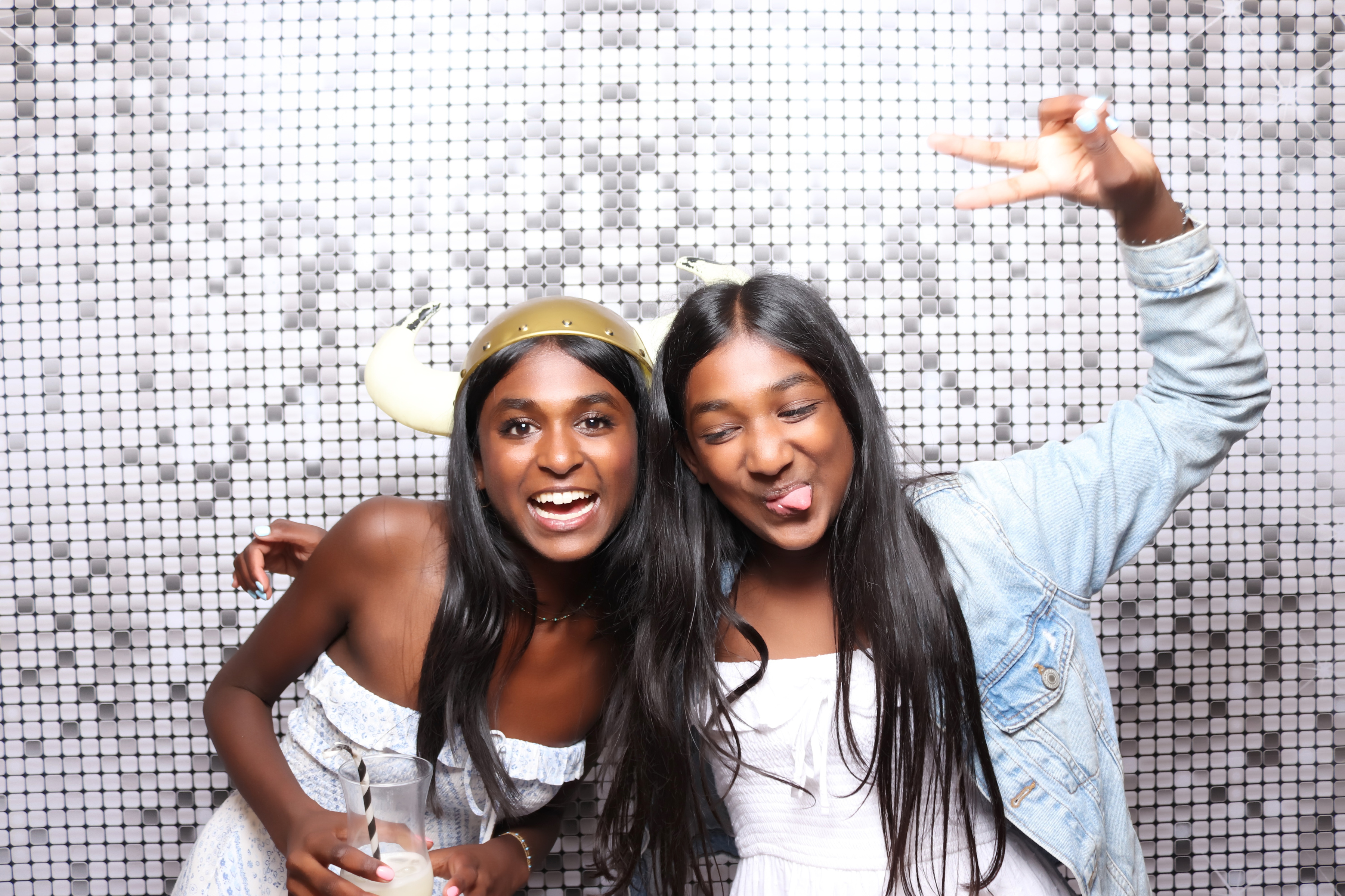 Niv's 50th Birthday | View more photos from the event at gallery.pbooth.co.uk/u/ThePboothCompany/Nivs-50th-Birthday