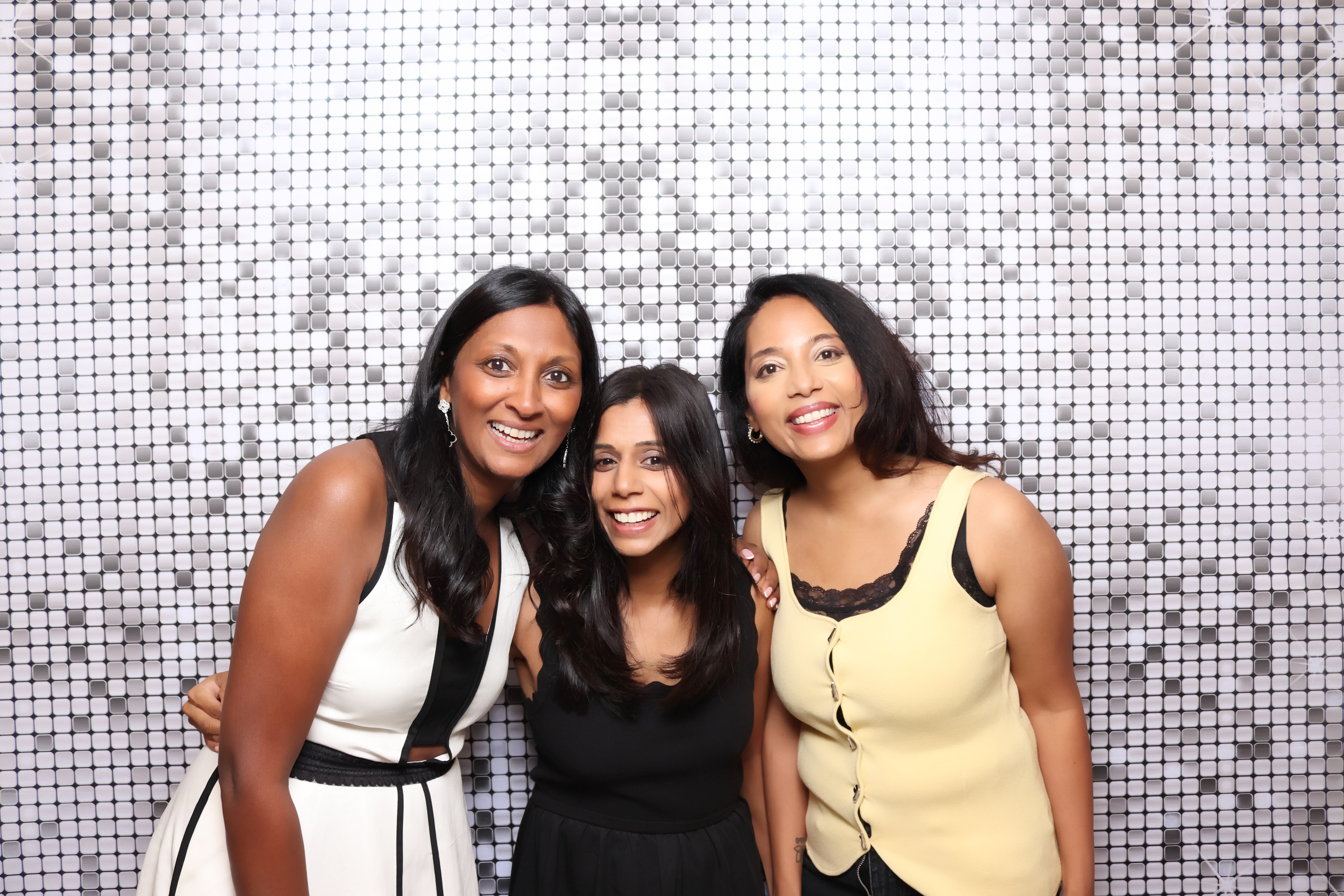 Niv's 50th Birthday | View more photos from the event at gallery.pbooth.co.uk/u/ThePboothCompany/Nivs-50th-Birthday