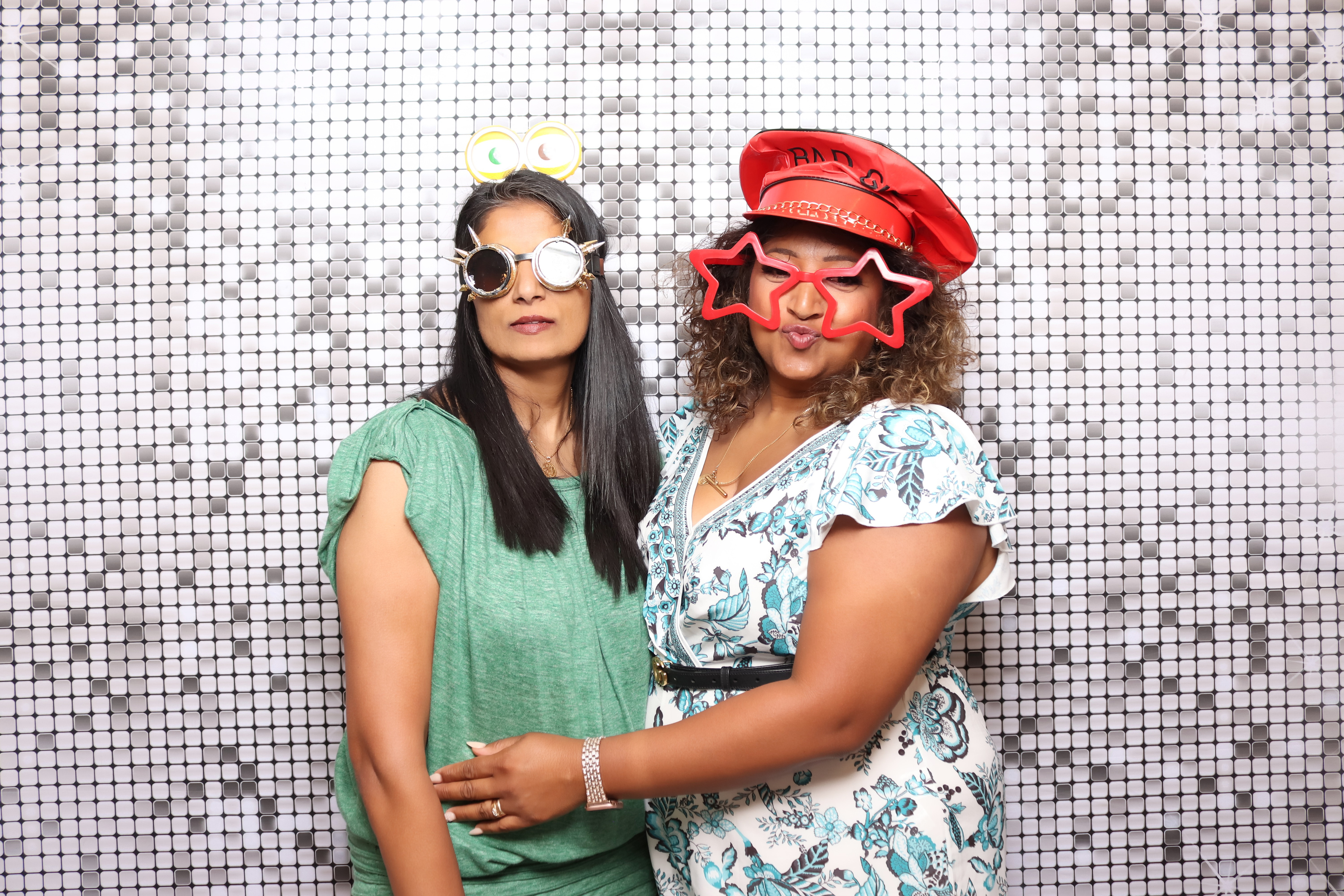 Niv's 50th Birthday | View more photos from the event at gallery.pbooth.co.uk/u/ThePboothCompany/Nivs-50th-Birthday