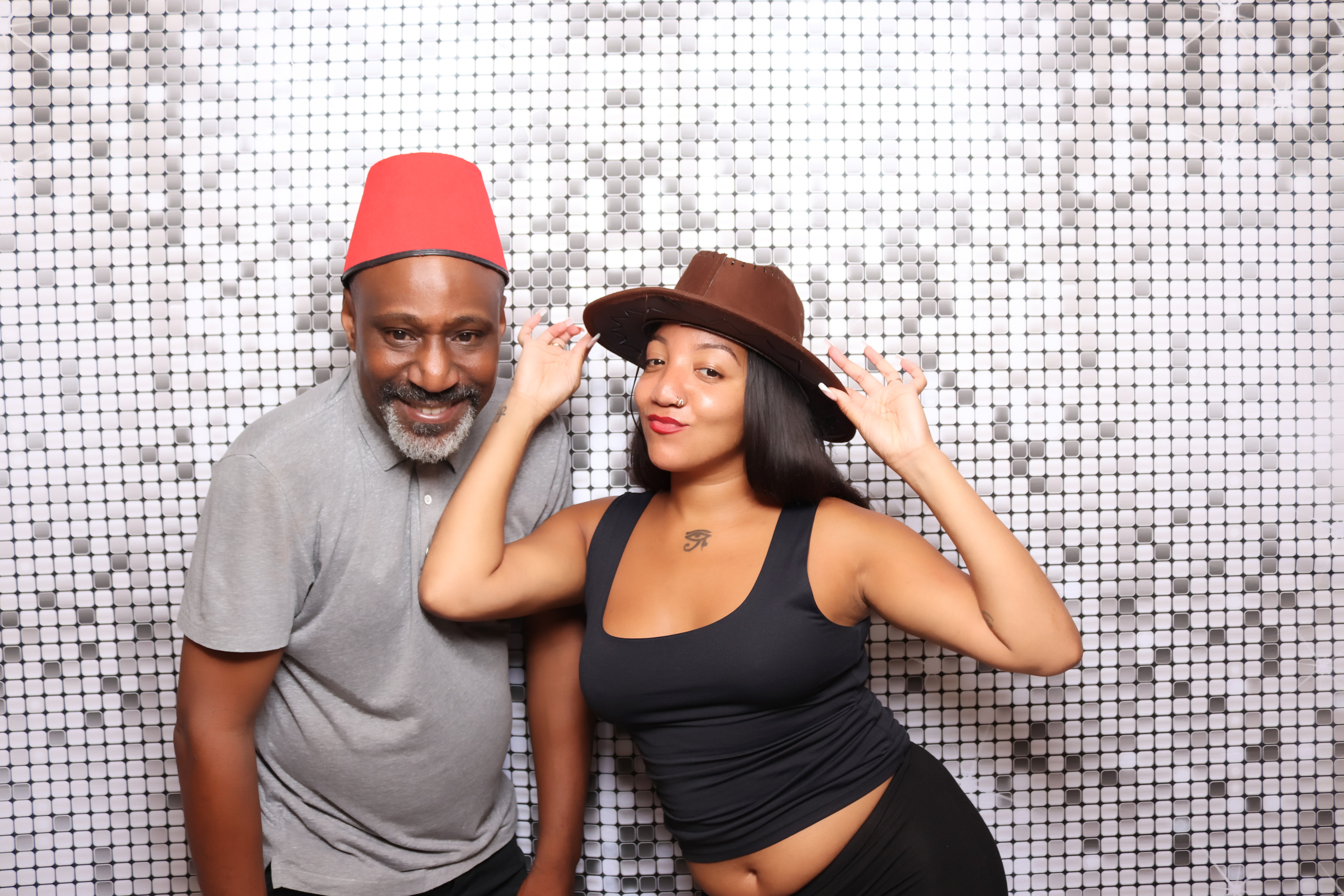 Niv's 50th Birthday | View more photos from the event at gallery.pbooth.co.uk/u/ThePboothCompany/Nivs-50th-Birthday