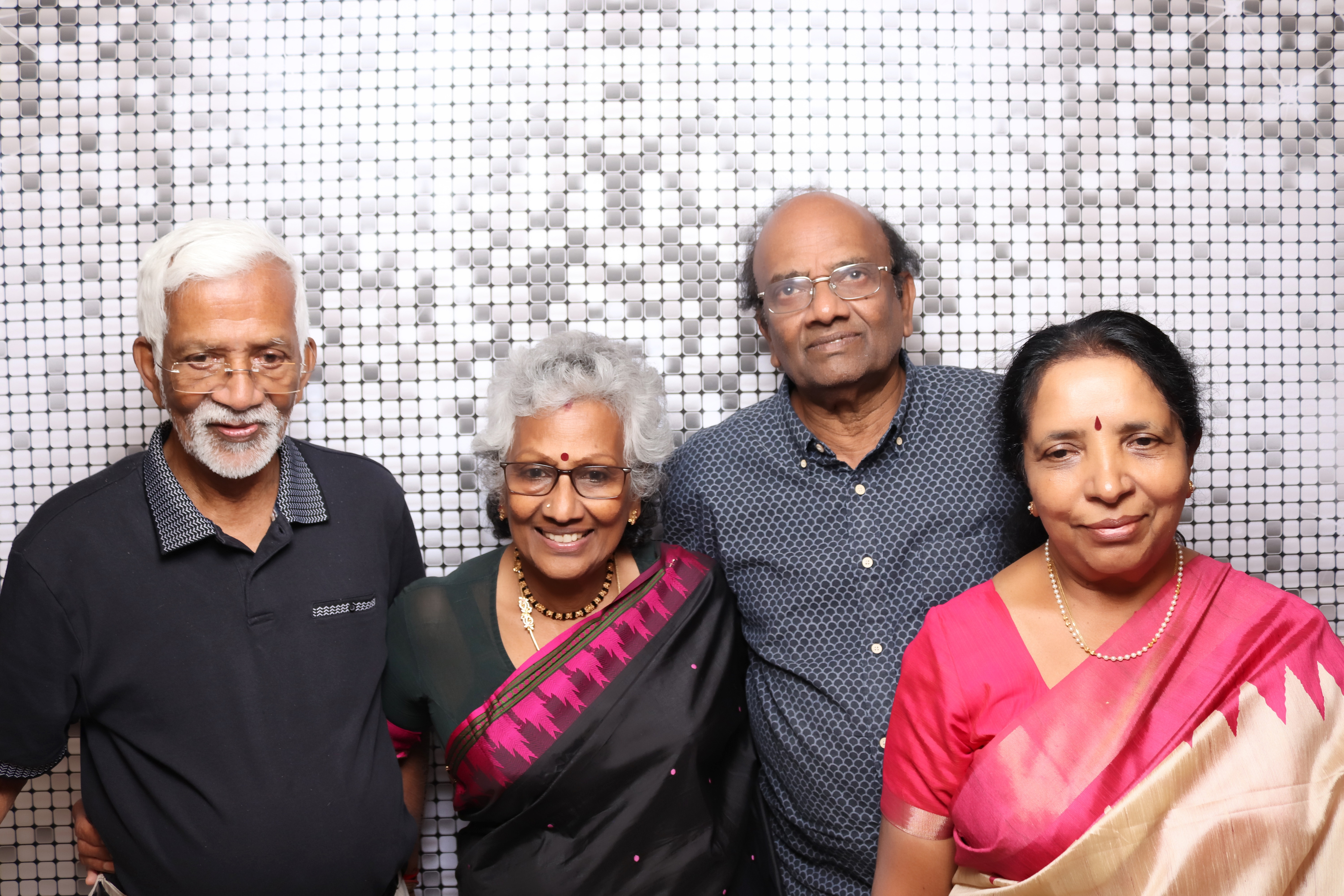 Niv's 50th Birthday | View more photos from the event at gallery.pbooth.co.uk/u/ThePboothCompany/Nivs-50th-Birthday