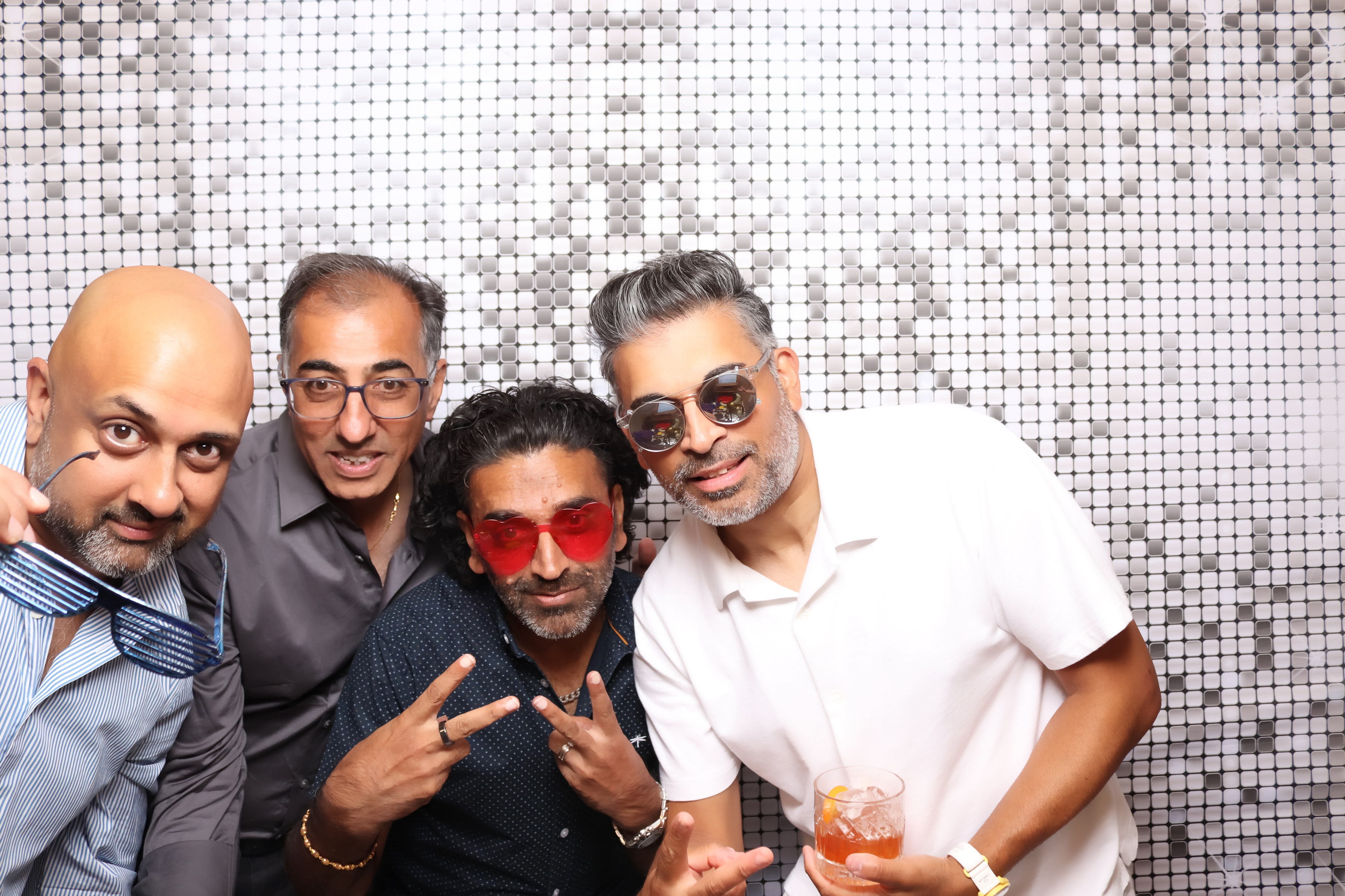 Niv's 50th Birthday | View more photos from the event at gallery.pbooth.co.uk/u/ThePboothCompany/Nivs-50th-Birthday