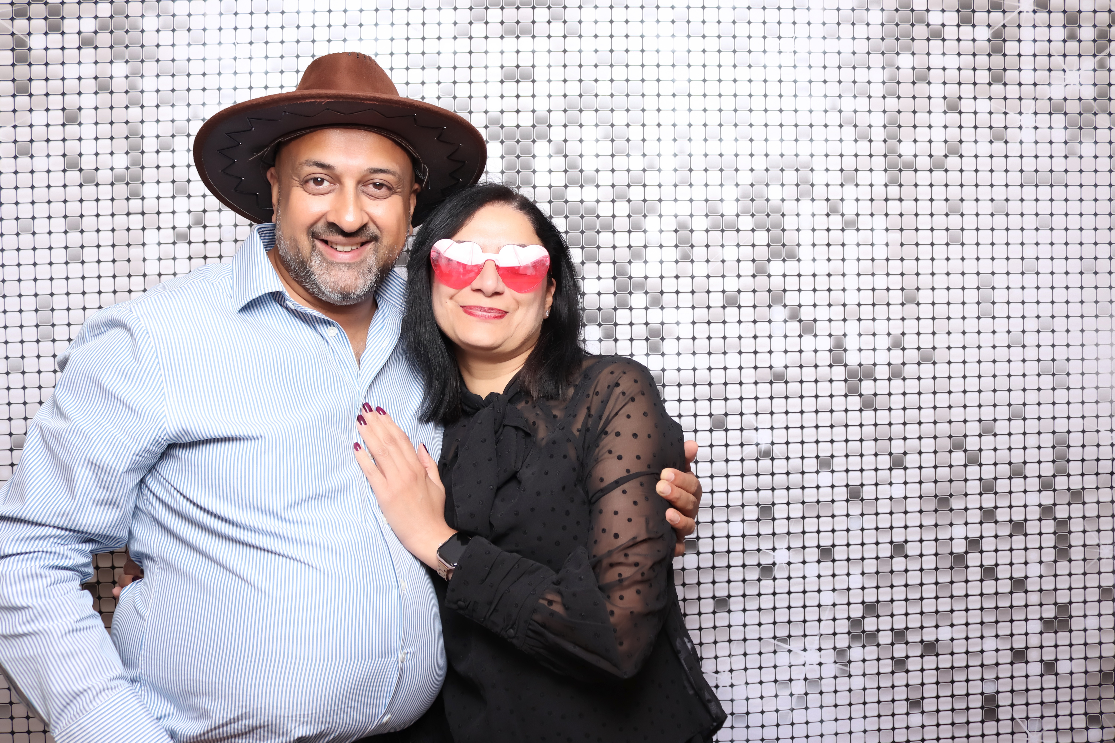 Niv's 50th Birthday | View more photos from the event at gallery.pbooth.co.uk/u/ThePboothCompany/Nivs-50th-Birthday