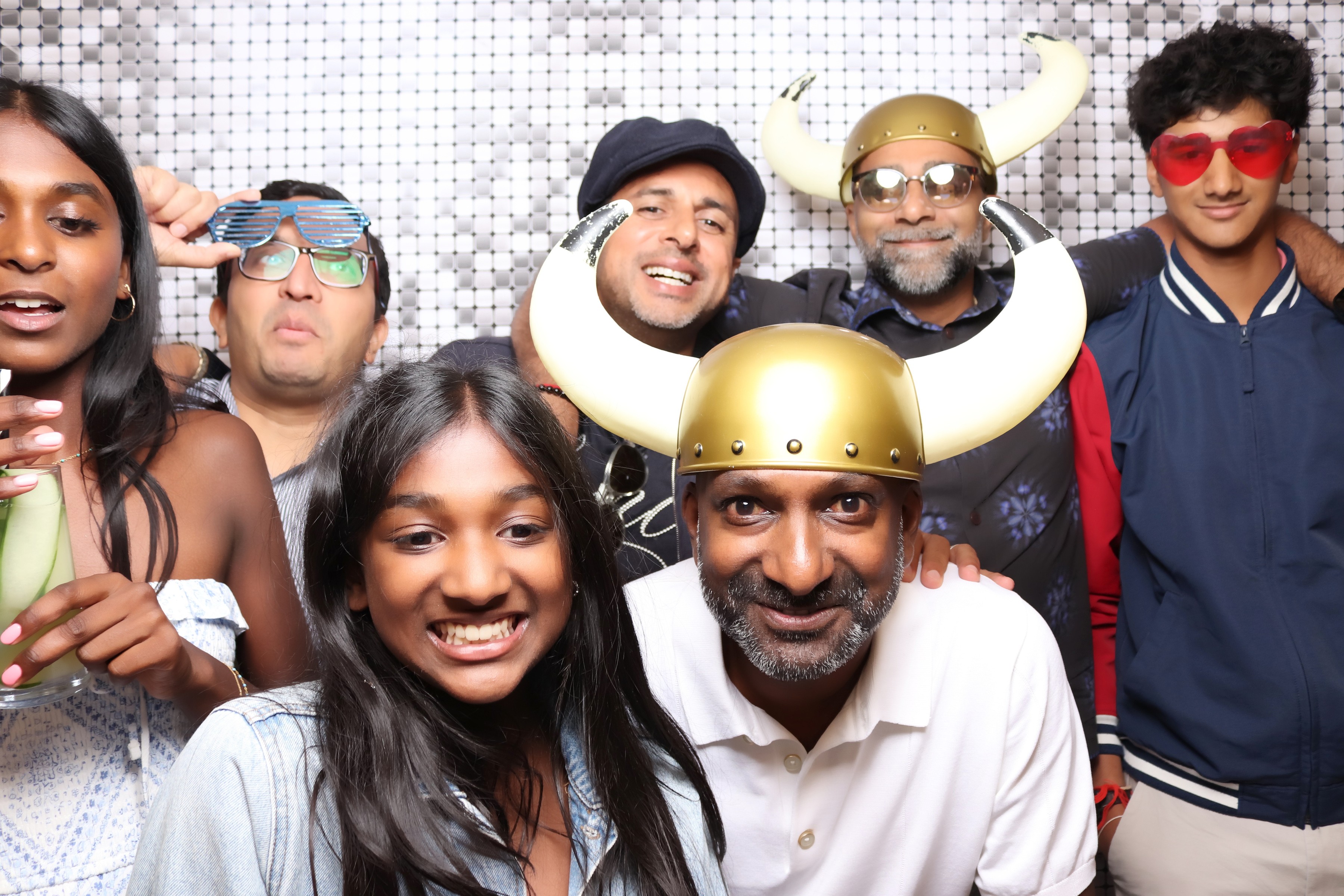 Niv's 50th Birthday | View more photos from the event at gallery.pbooth.co.uk/u/ThePboothCompany/Nivs-50th-Birthday