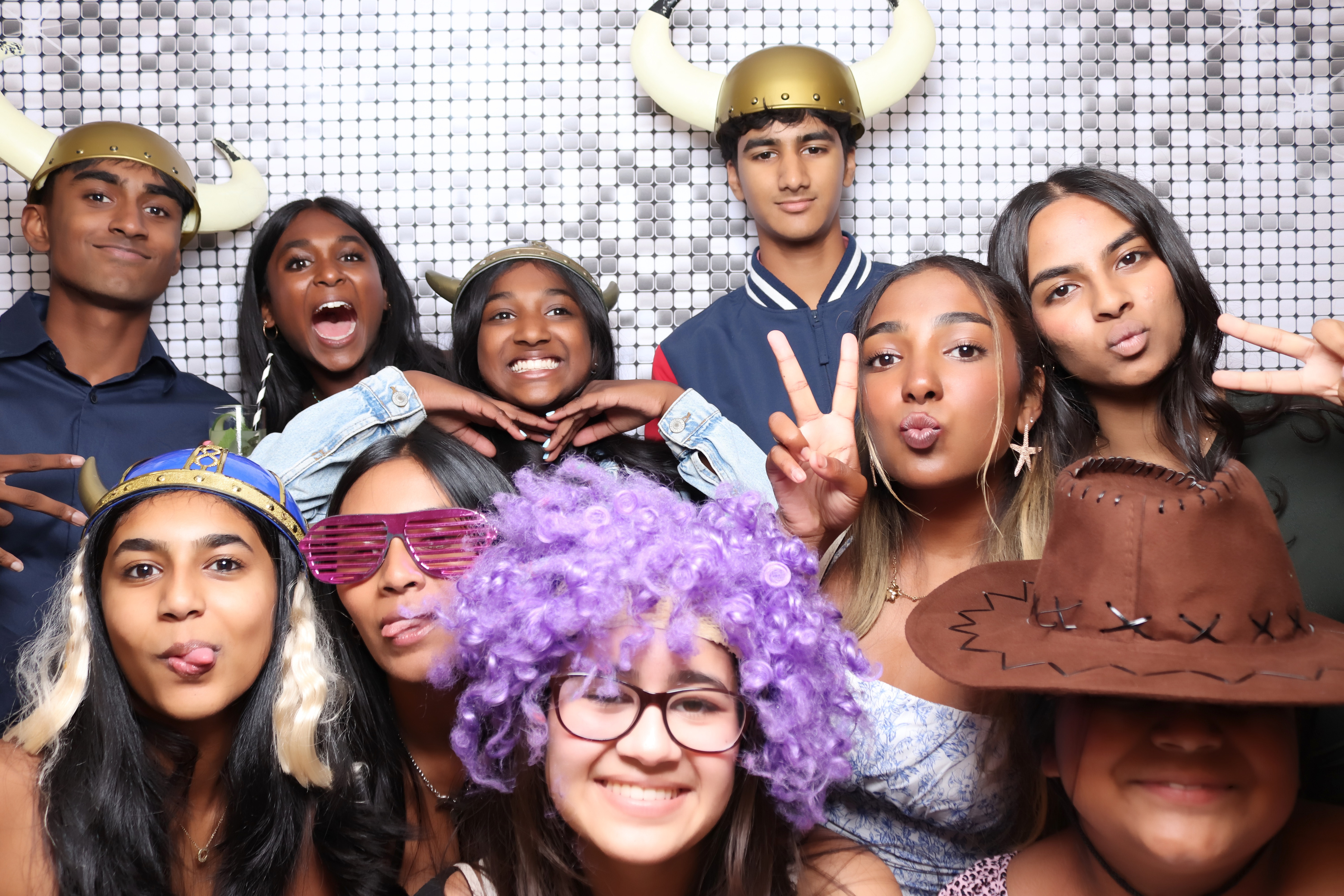 Niv's 50th Birthday | View more photos from the event at gallery.pbooth.co.uk/u/ThePboothCompany/Nivs-50th-Birthday