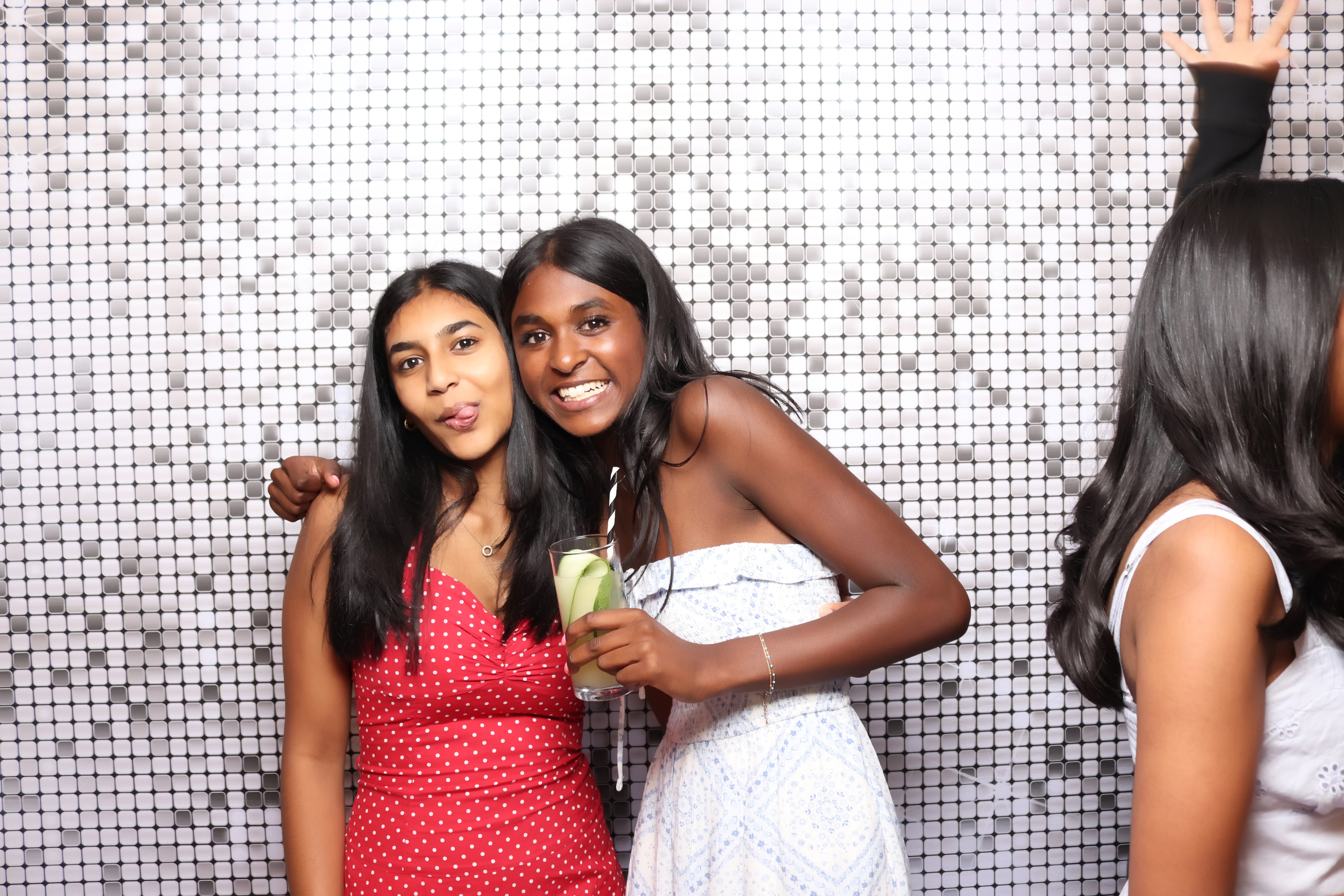 Niv's 50th Birthday | View more photos from the event at gallery.pbooth.co.uk/u/ThePboothCompany/Nivs-50th-Birthday