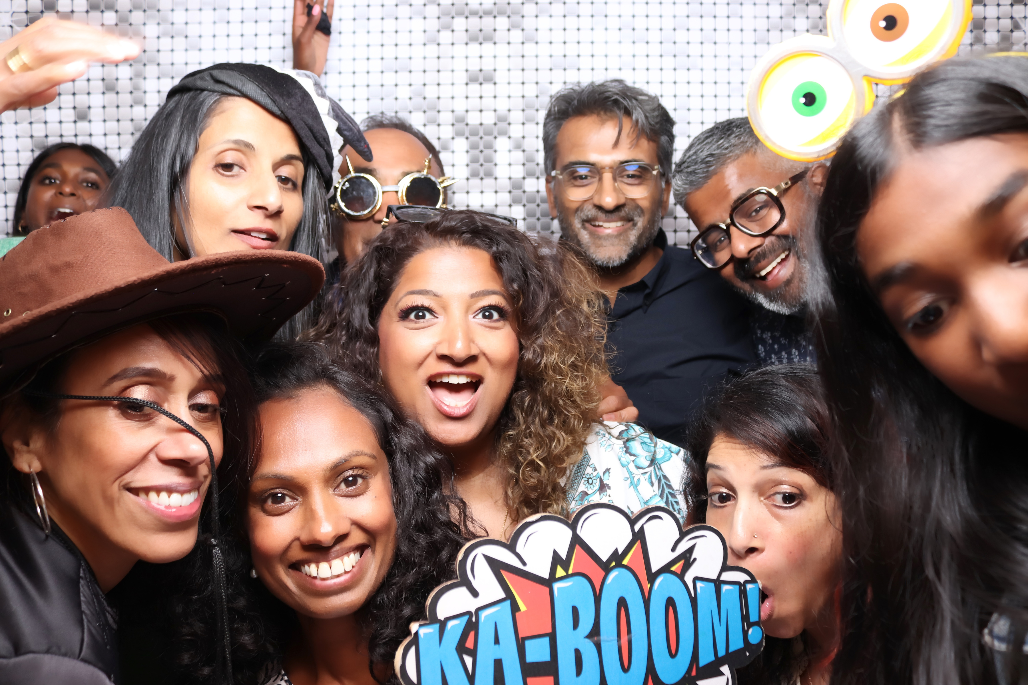 Niv's 50th Birthday | View more photos from the event at gallery.pbooth.co.uk/u/ThePboothCompany/Nivs-50th-Birthday