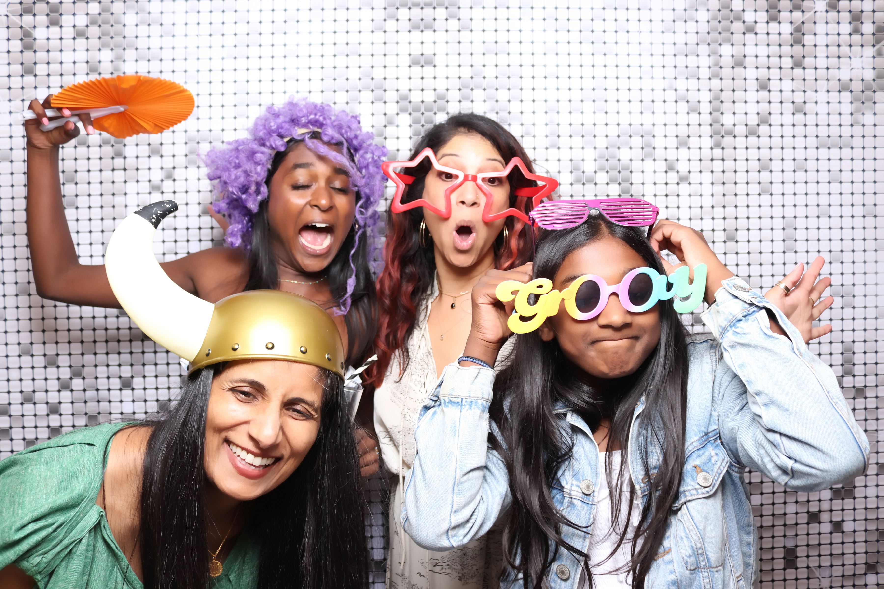 Niv's 50th Birthday | View more photos from the event at gallery.pbooth.co.uk/u/ThePboothCompany/Nivs-50th-Birthday