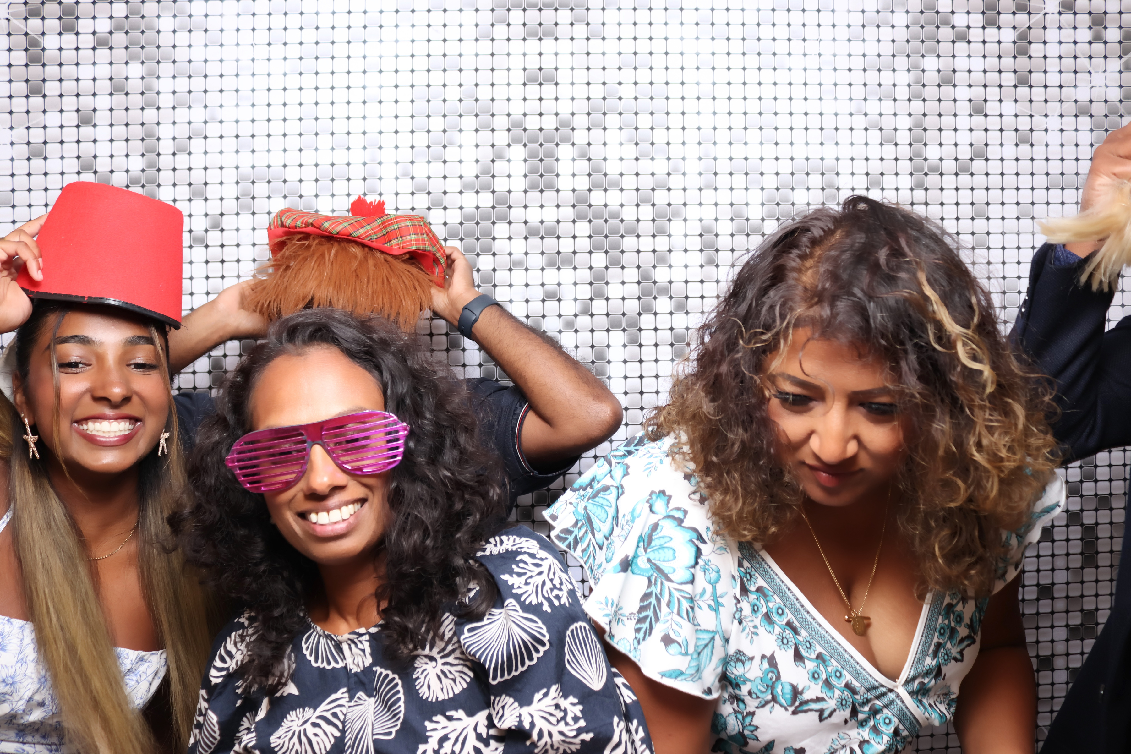 Niv's 50th Birthday | View more photos from the event at gallery.pbooth.co.uk/u/ThePboothCompany/Nivs-50th-Birthday