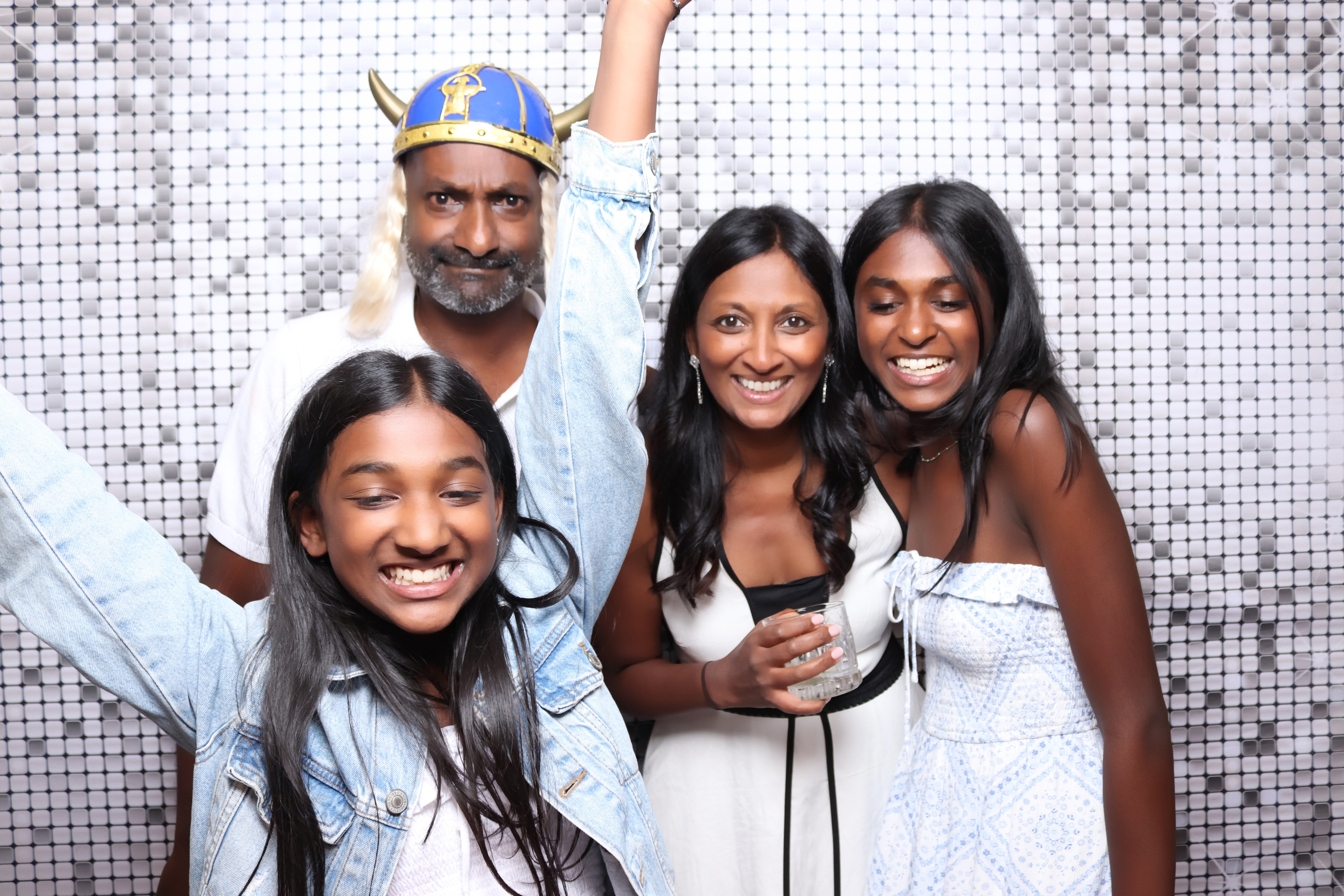 Niv's 50th Birthday | View more photos from the event at gallery.pbooth.co.uk/u/ThePboothCompany/Nivs-50th-Birthday