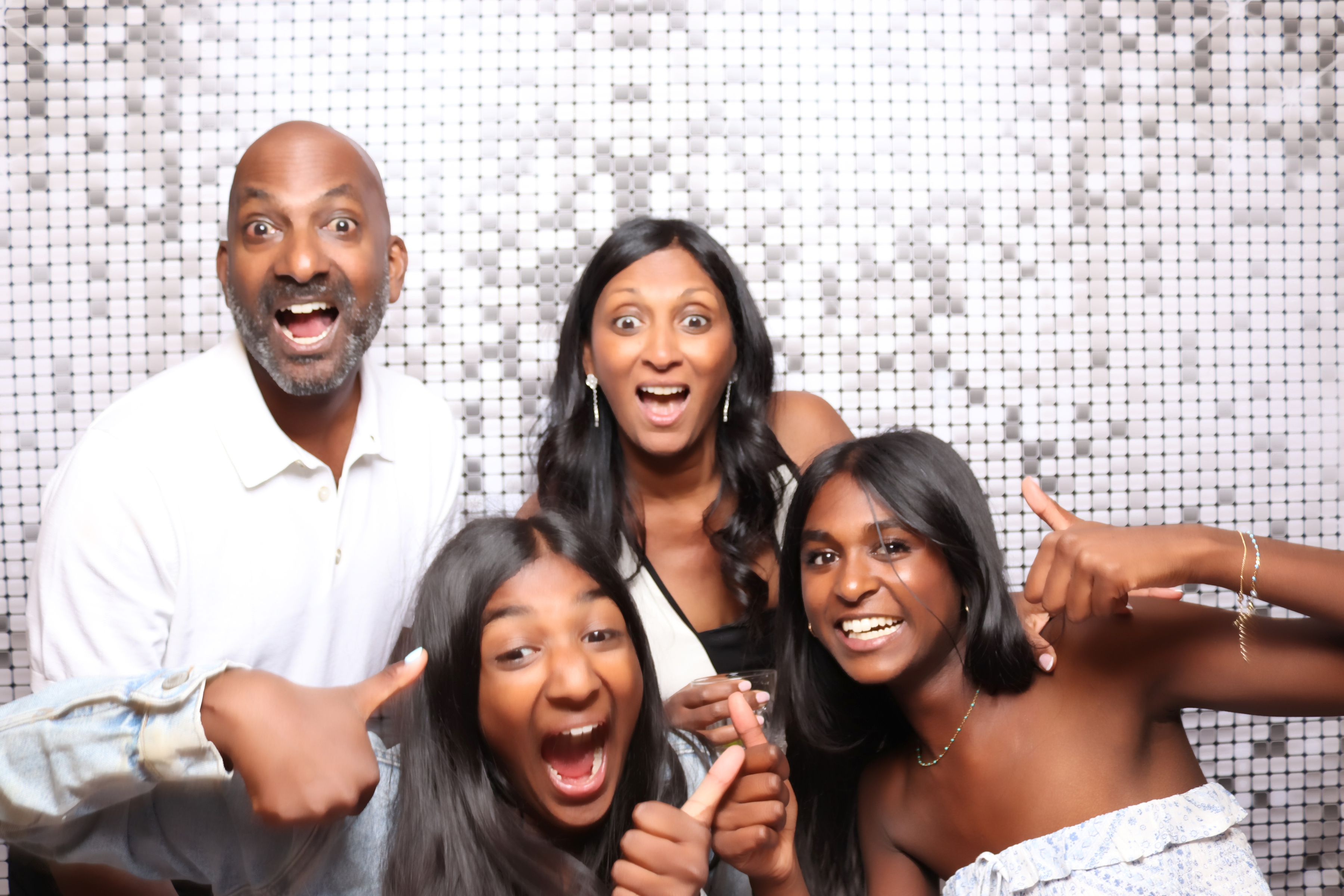 Niv's 50th Birthday | View more photos from the event at gallery.pbooth.co.uk/u/ThePboothCompany/Nivs-50th-Birthday