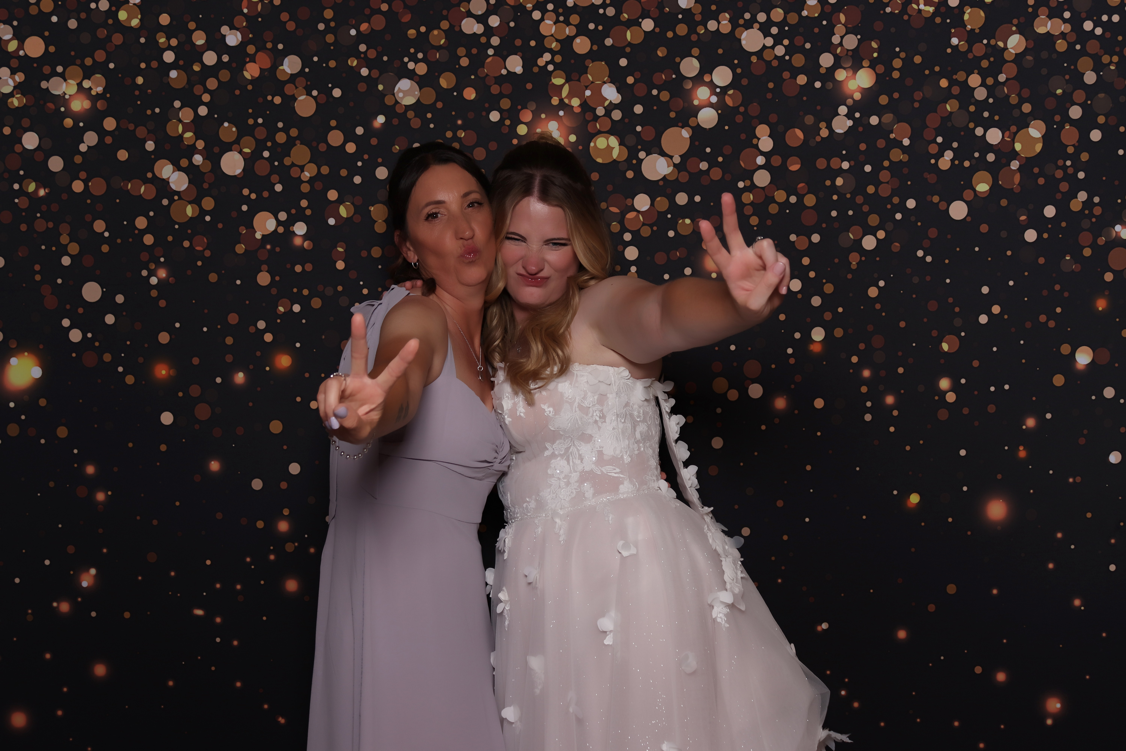 Tom & Katie wedding | View more photos from the event at gallery.pbooth.co.uk/u/ThePboothCompany/Tom-Katie-wedding