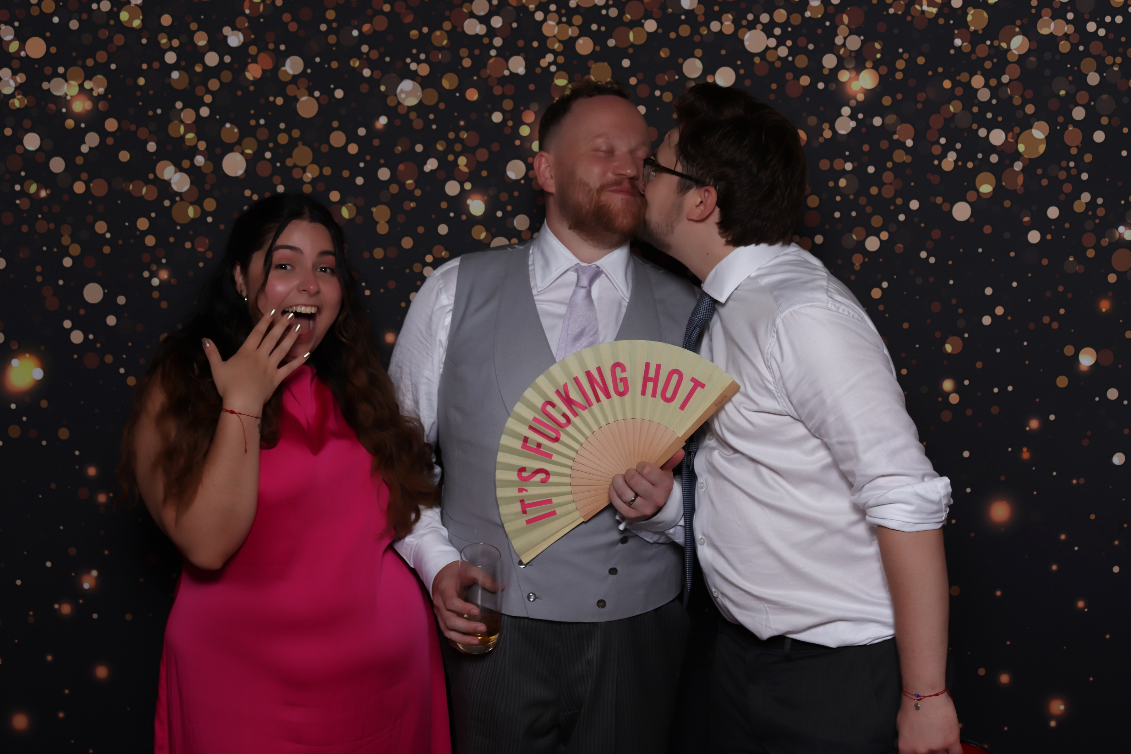 Tom & Katie wedding | View more photos from the event at gallery.pbooth.co.uk/u/ThePboothCompany/Tom-Katie-wedding