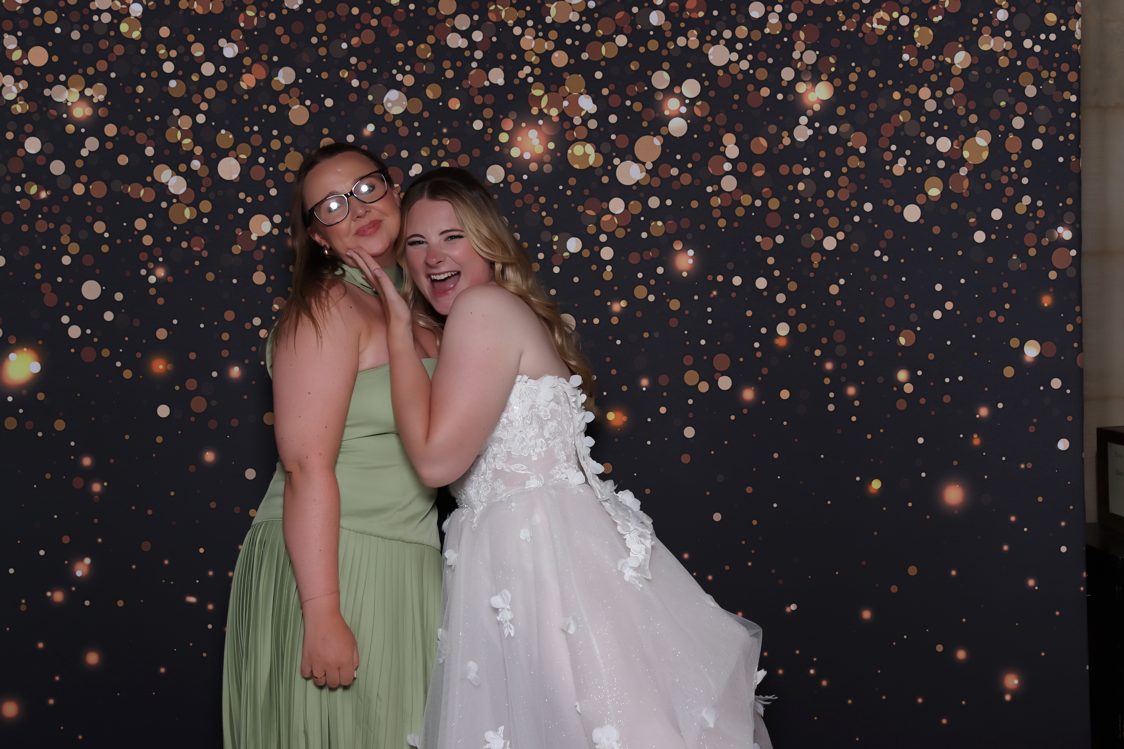 Tom & Katie wedding | View more photos from the event at gallery.pbooth.co.uk/u/ThePboothCompany/Tom-Katie-wedding