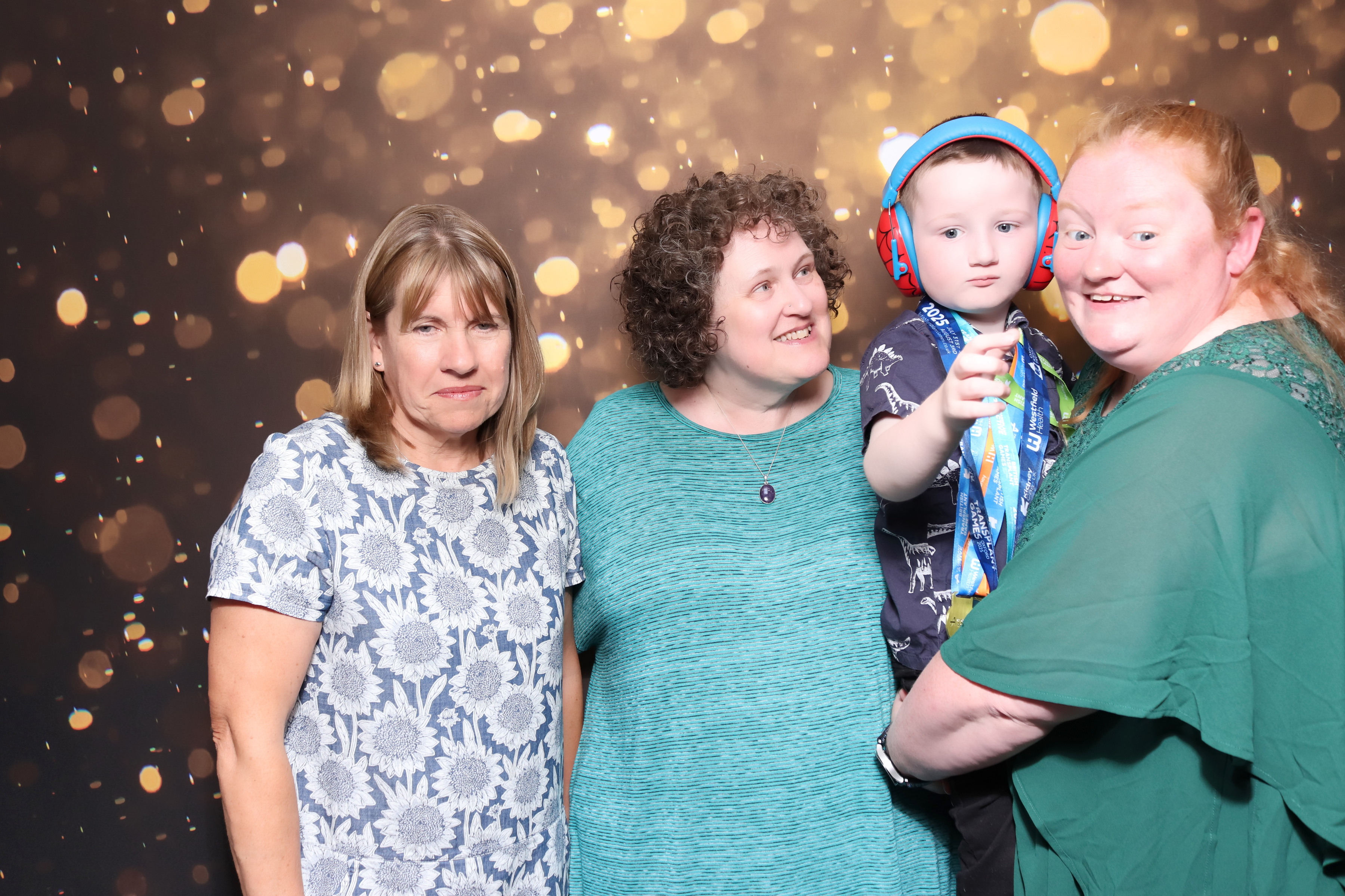 Transplant Games team party | View more photos from the event at gallery.pbooth.co.uk/u/ThePboothCompany/Transplant-Games-team-party