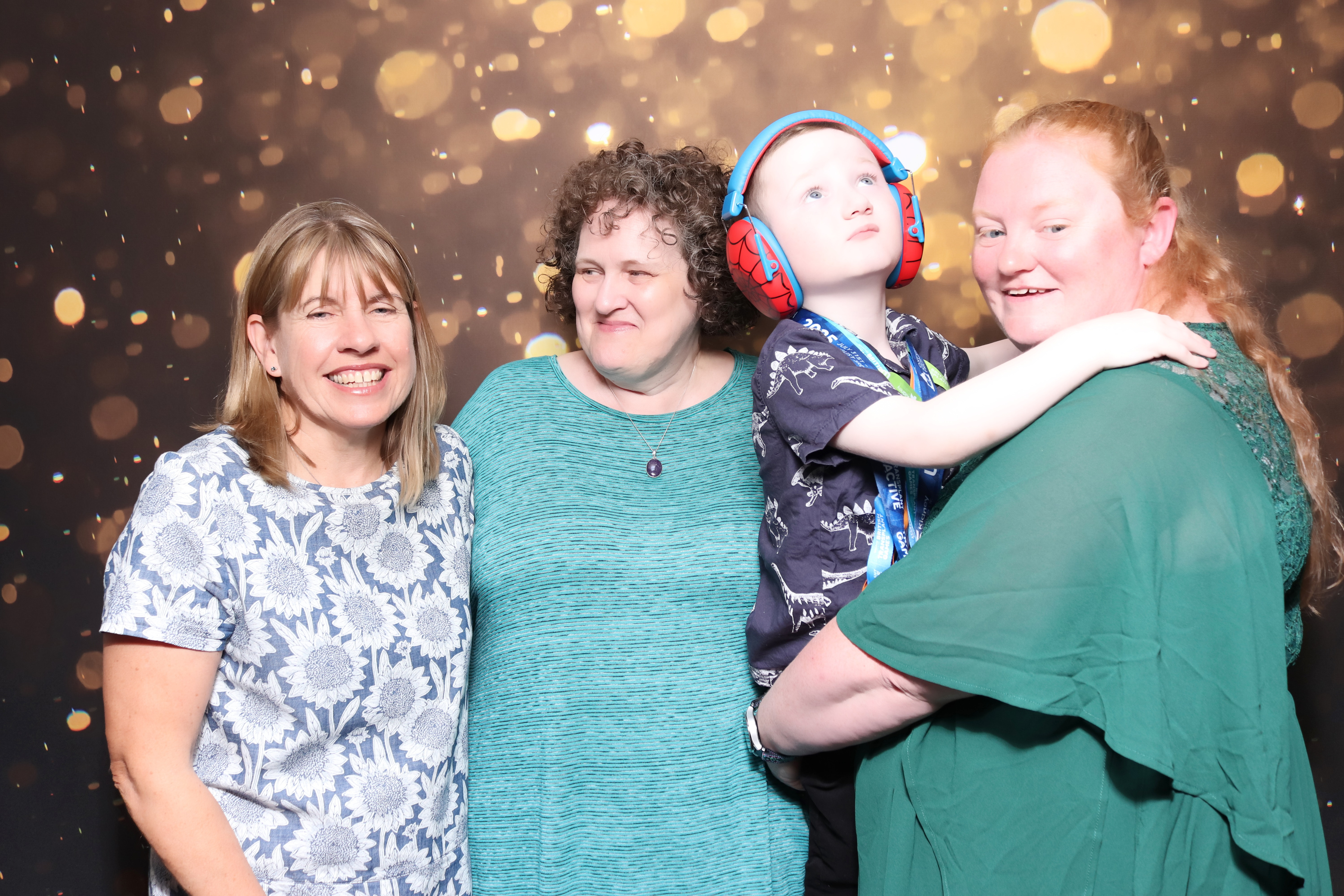 Transplant Games team party | View more photos from the event at gallery.pbooth.co.uk/u/ThePboothCompany/Transplant-Games-team-party