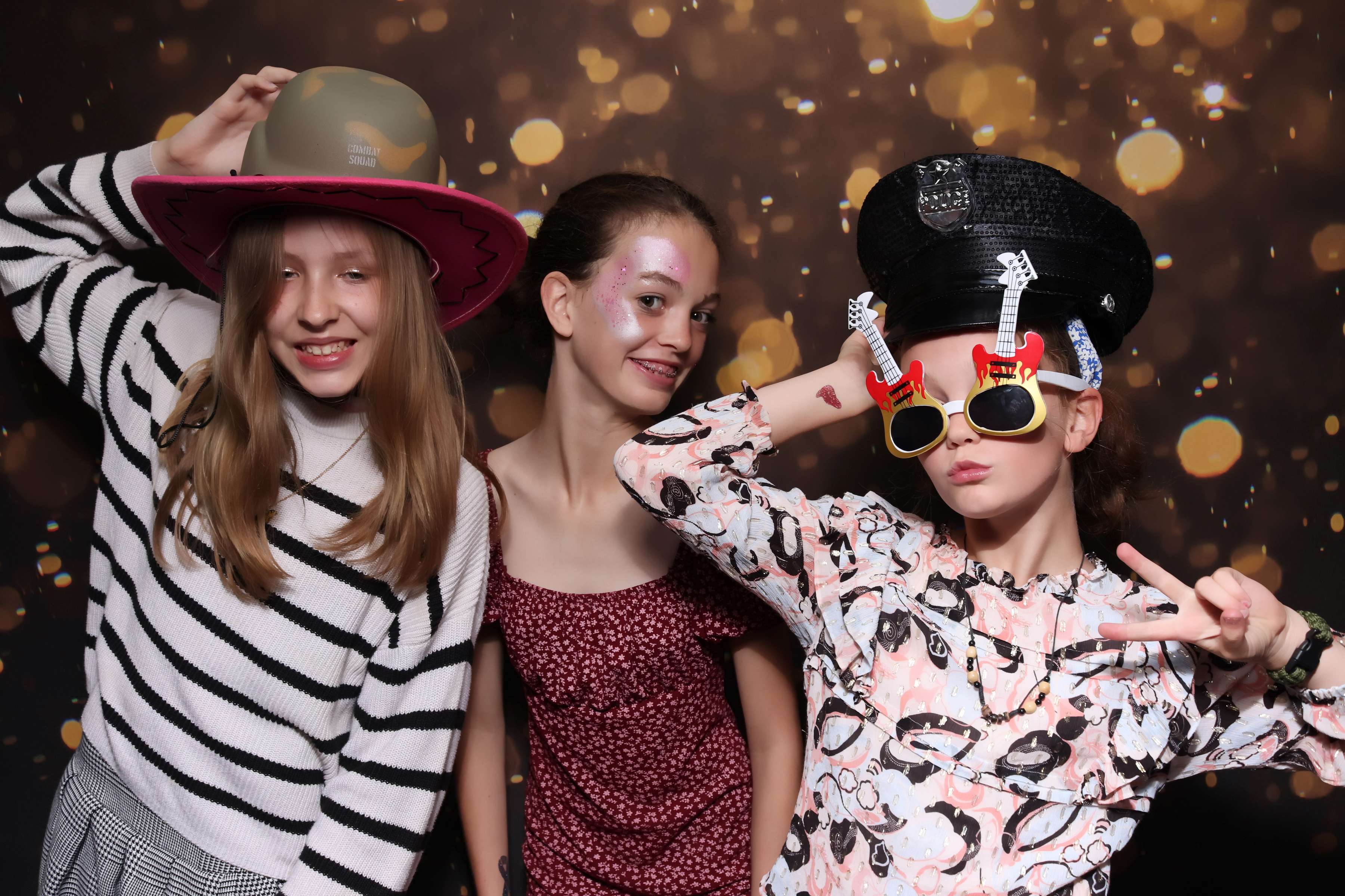 Transplant Games team party | View more photos from the event at gallery.pbooth.co.uk/u/ThePboothCompany/Transplant-Games-team-party