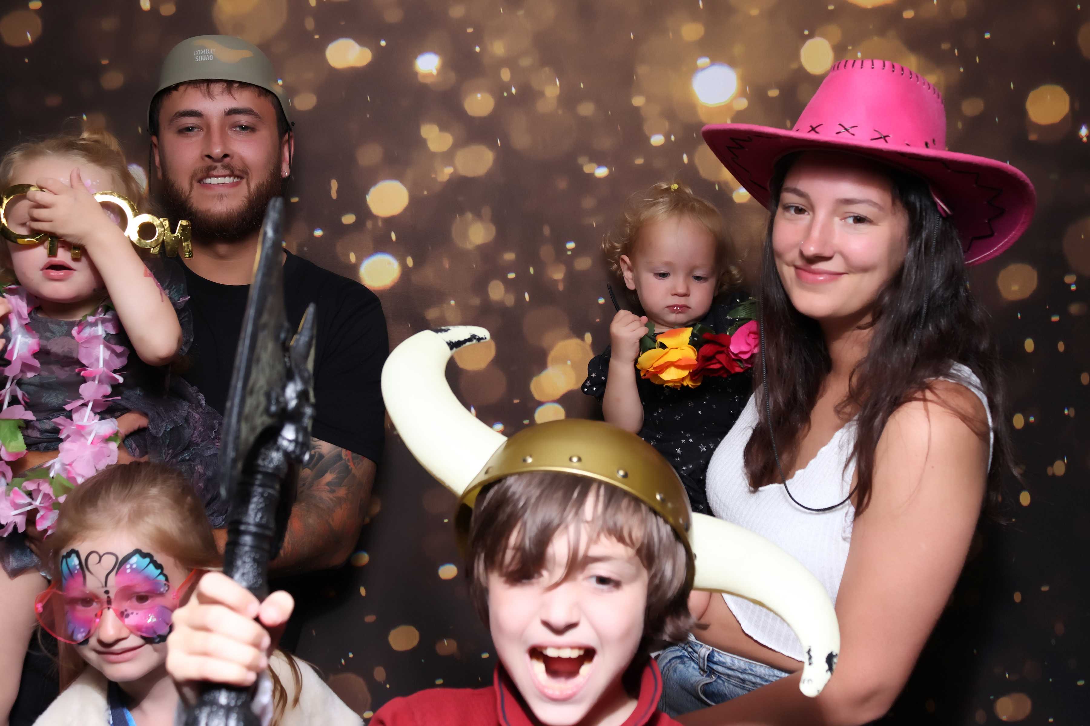 Transplant Games team party | View more photos from the event at gallery.pbooth.co.uk/u/ThePboothCompany/Transplant-Games-team-party