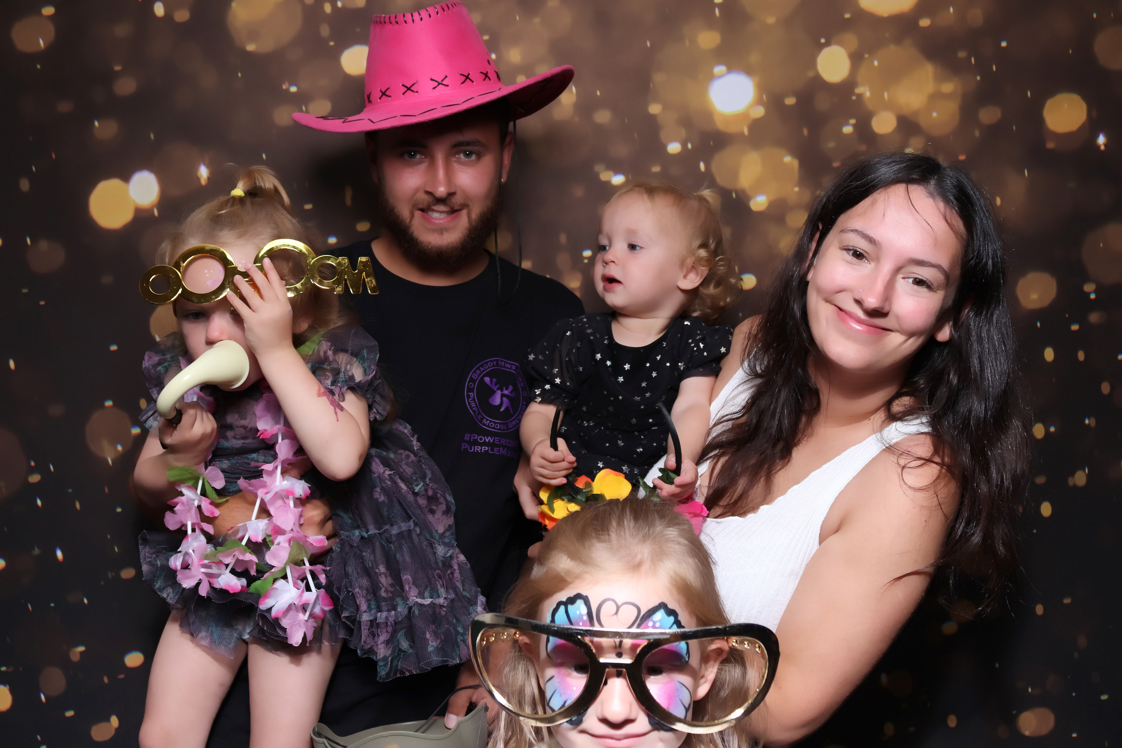 Transplant Games team party | View more photos from the event at gallery.pbooth.co.uk/u/ThePboothCompany/Transplant-Games-team-party