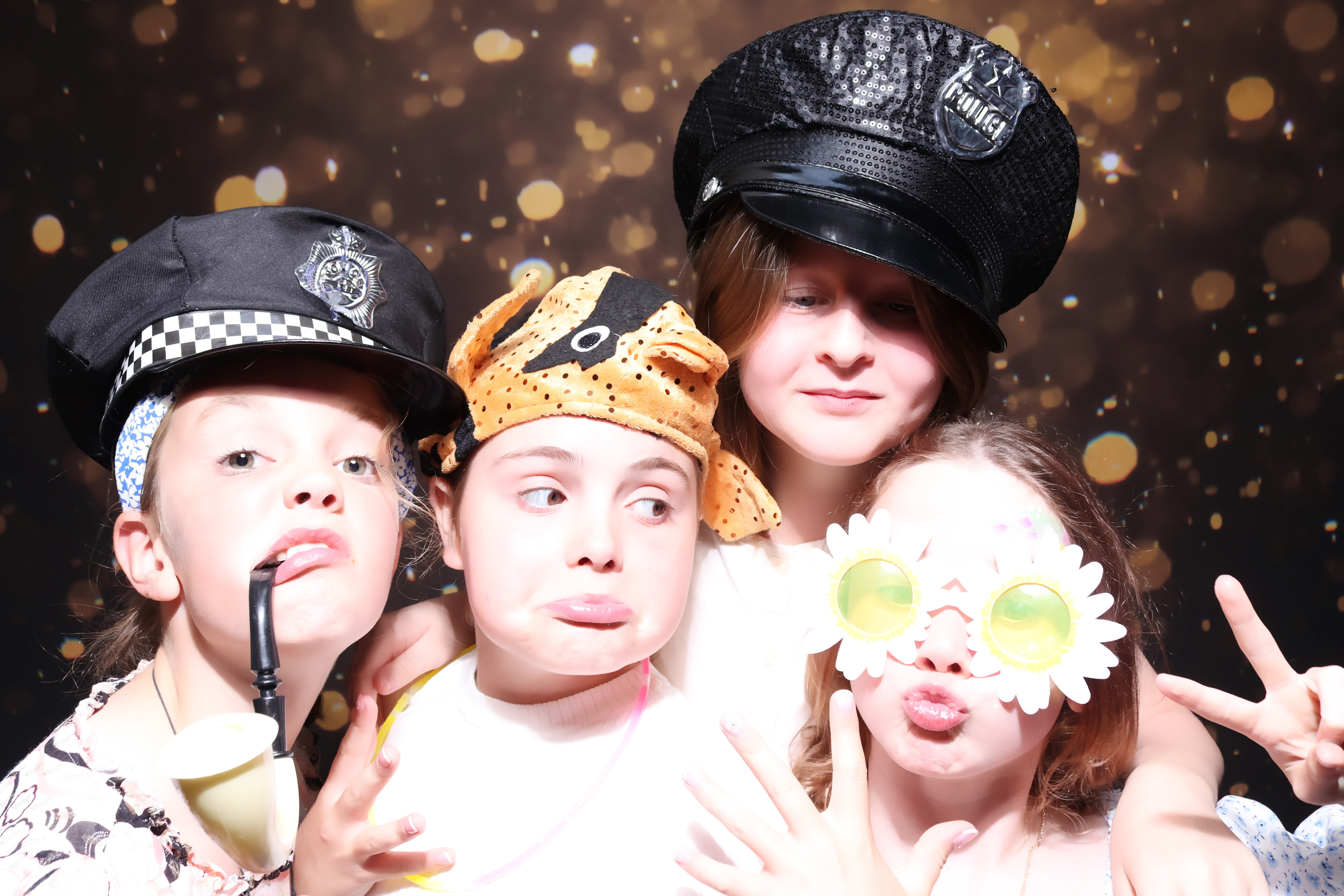 Transplant Games team party | View more photos from the event at gallery.pbooth.co.uk/u/ThePboothCompany/Transplant-Games-team-party