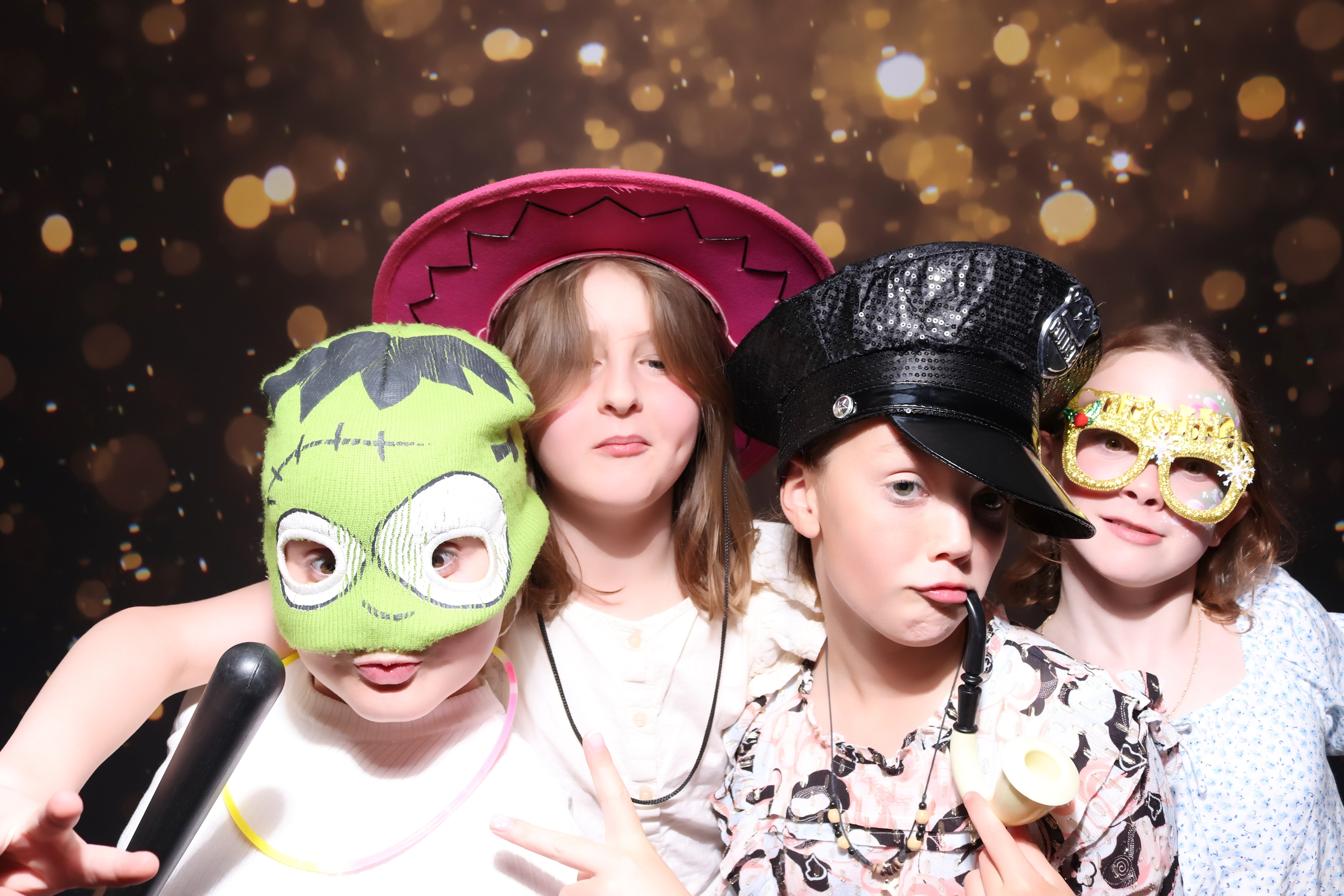 Transplant Games team party | View more photos from the event at gallery.pbooth.co.uk/u/ThePboothCompany/Transplant-Games-team-party