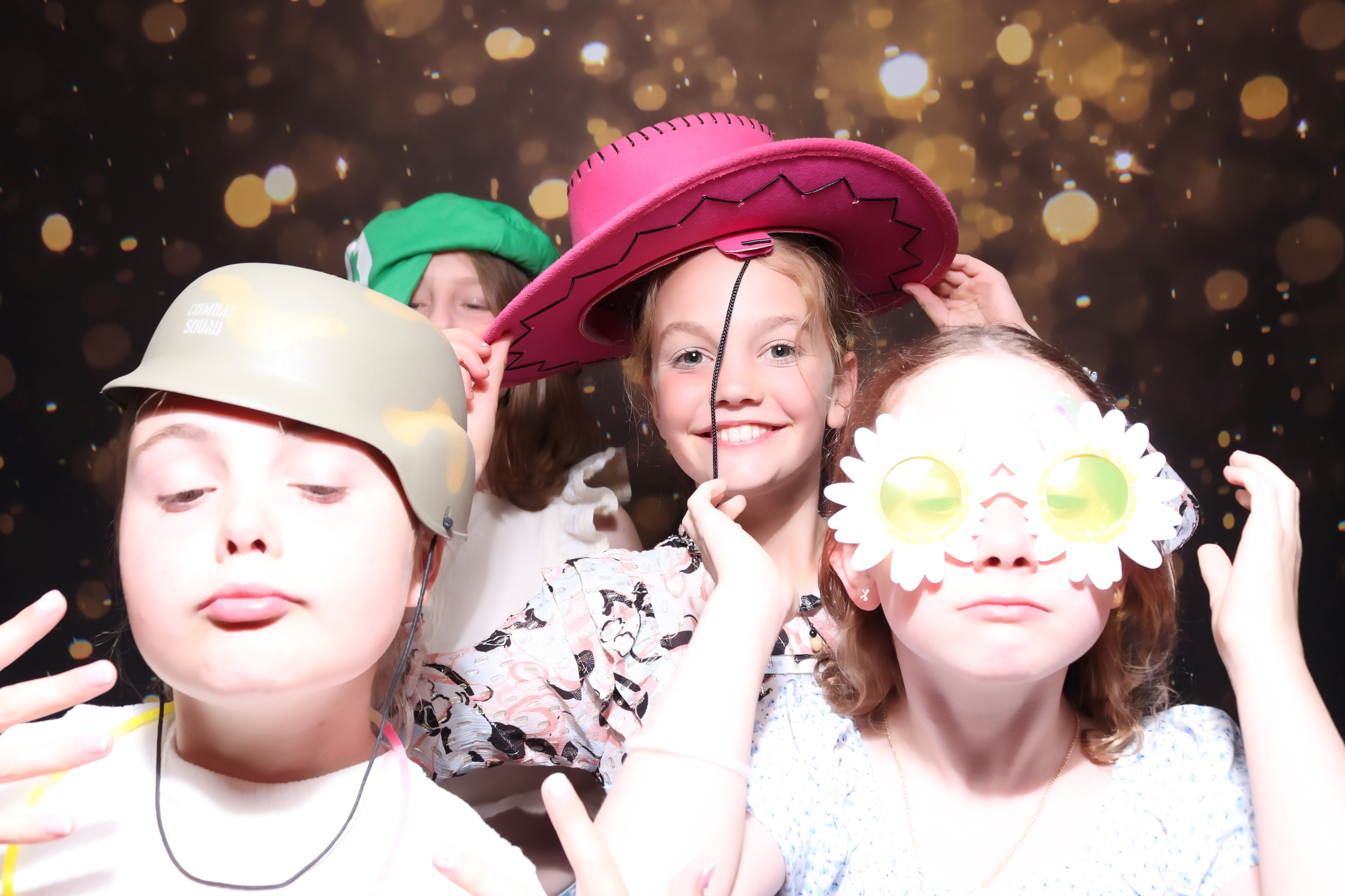 Transplant Games team party | View more photos from the event at gallery.pbooth.co.uk/u/ThePboothCompany/Transplant-Games-team-party