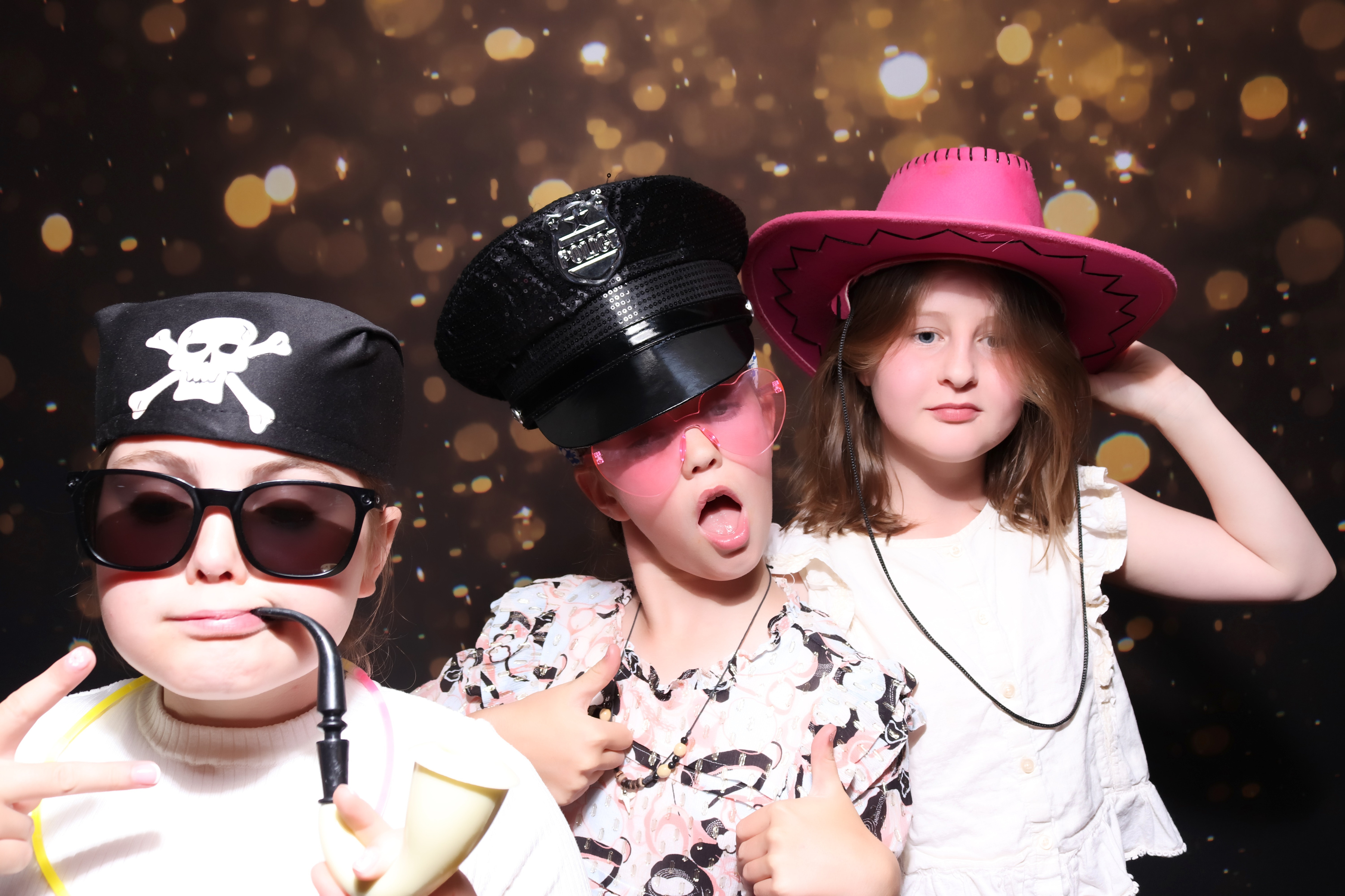 Transplant Games team party | View more photos from the event at gallery.pbooth.co.uk/u/ThePboothCompany/Transplant-Games-team-party