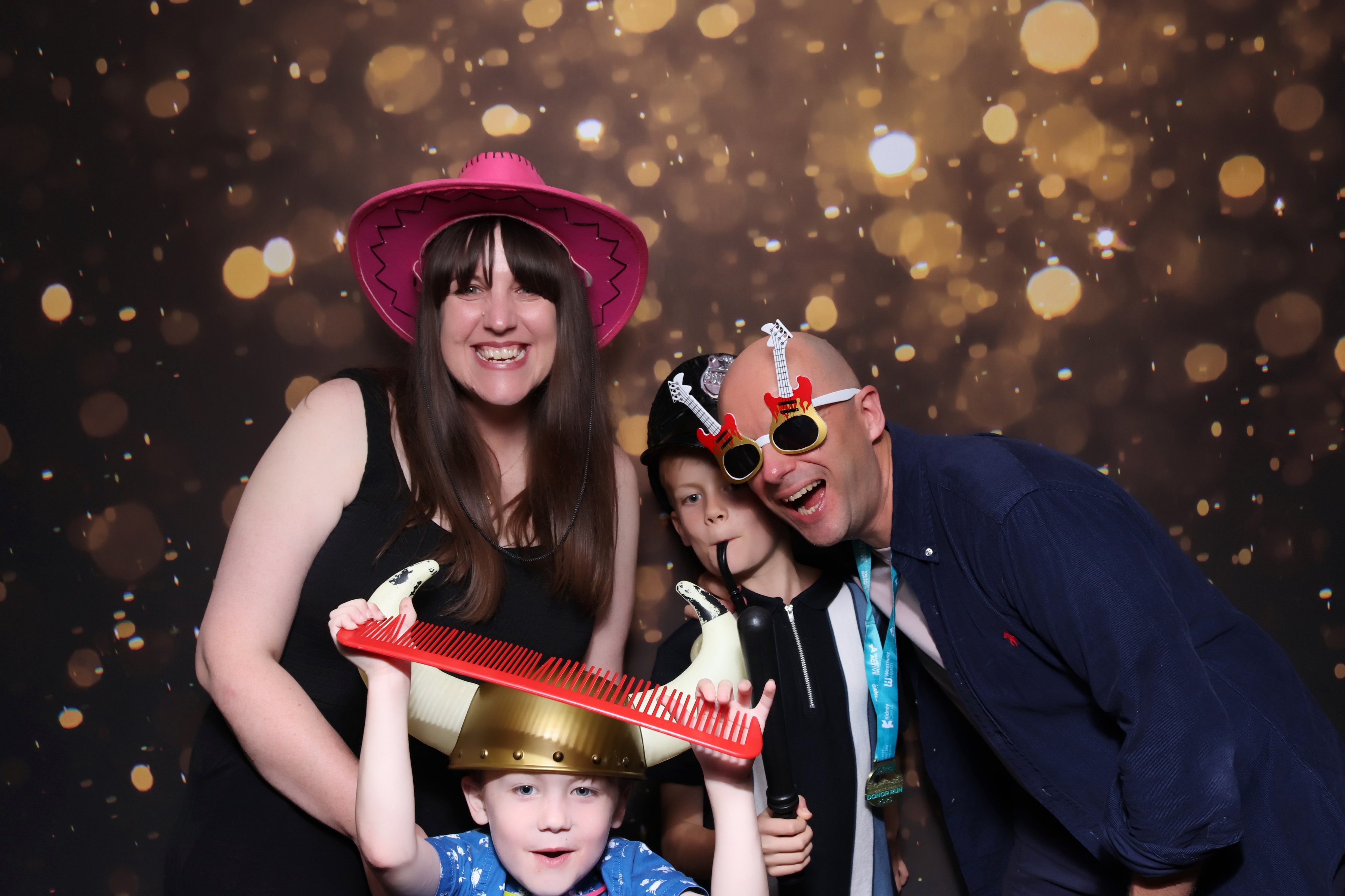 Transplant Games team party | View more photos from the event at gallery.pbooth.co.uk/u/ThePboothCompany/Transplant-Games-team-party